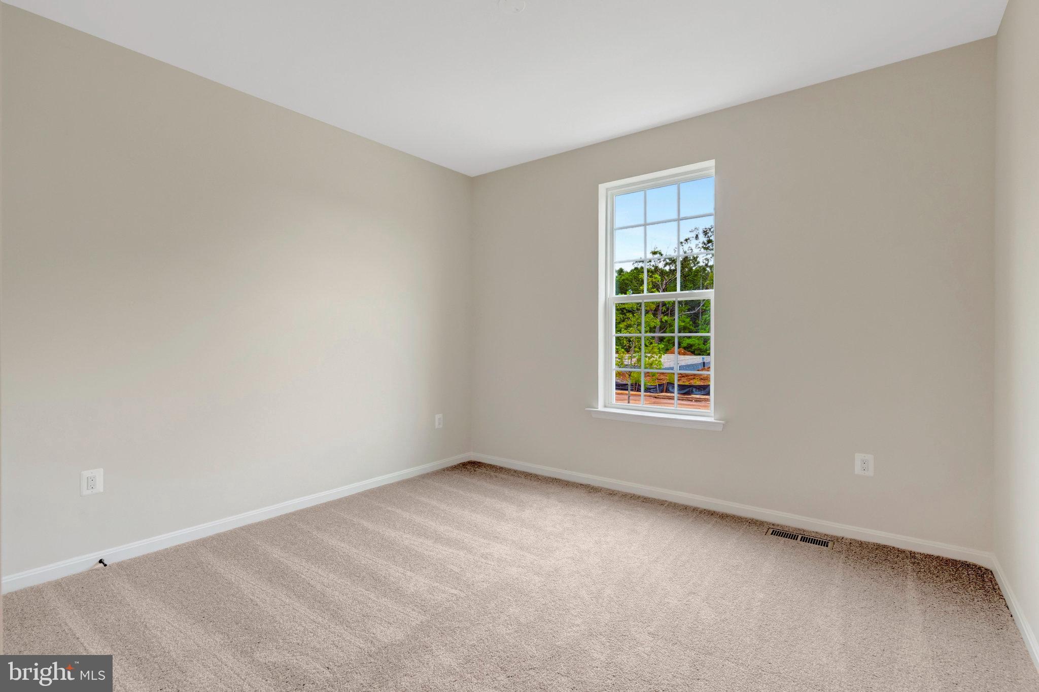 2080 SPRINGVALE DRIVE