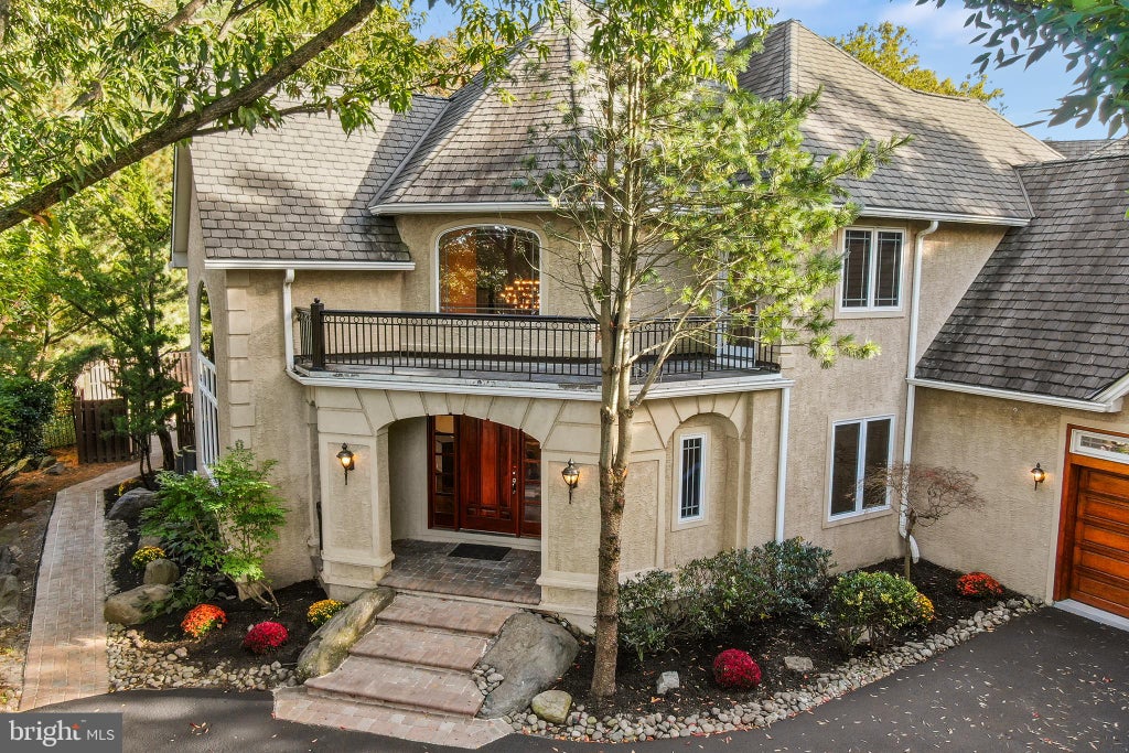 Photo of 1435 Wesleys Run, GLADWYNE, PA 19035 (MLS # PAMC2198378)