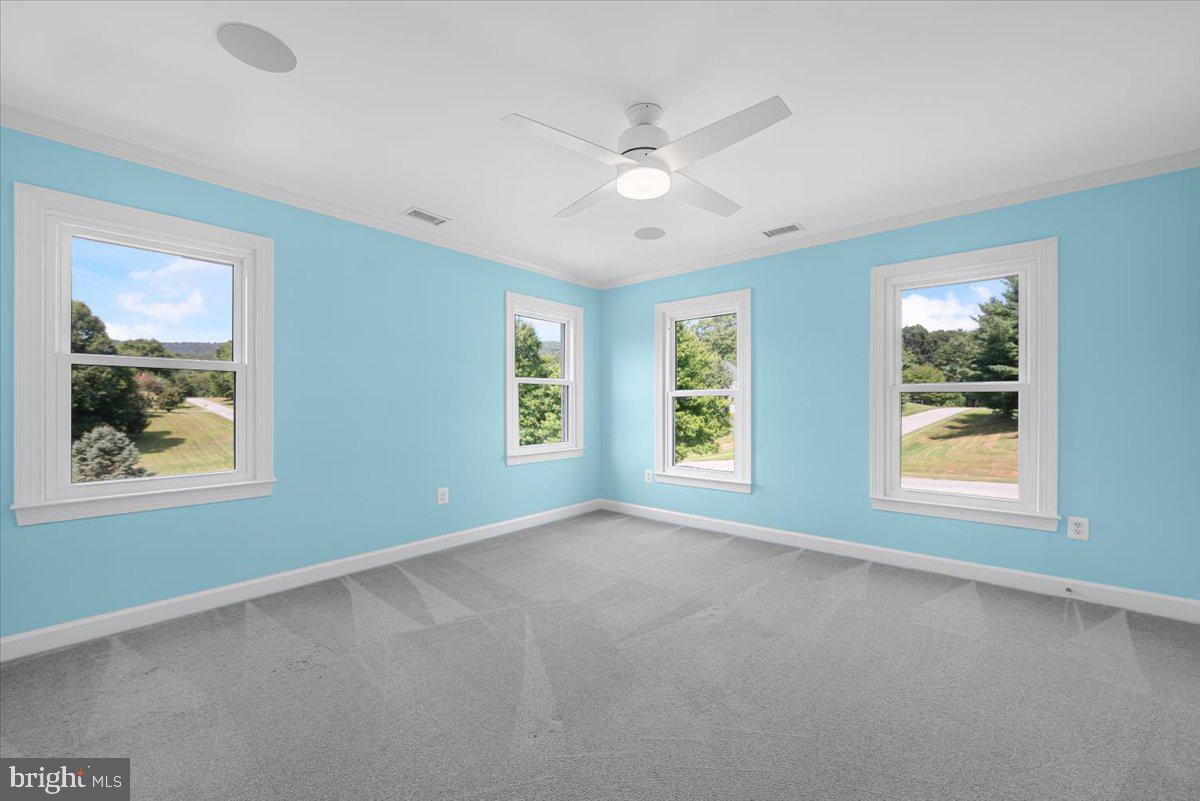 HIGHMEADOWS - Residential