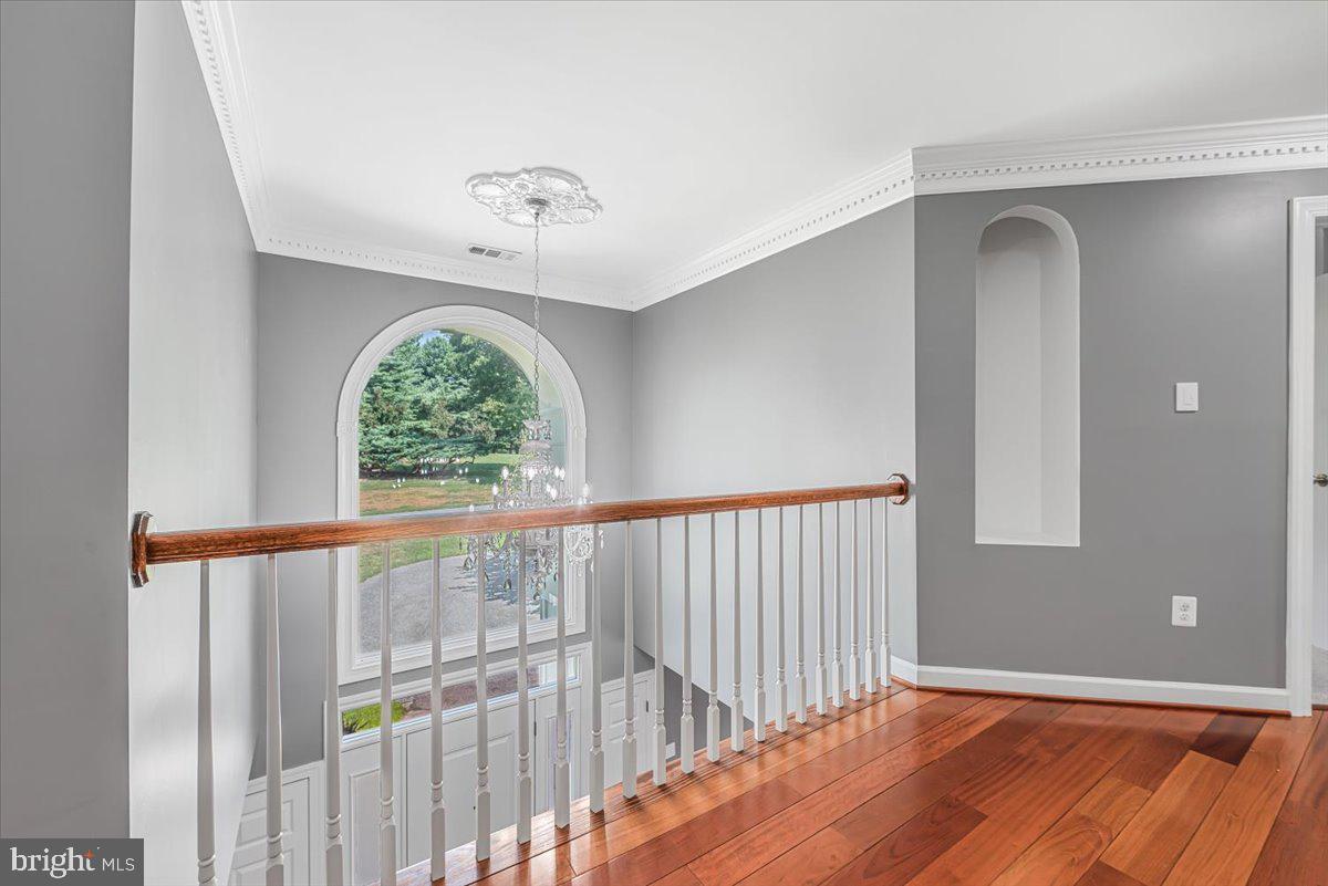 HIGHMEADOWS - Residential