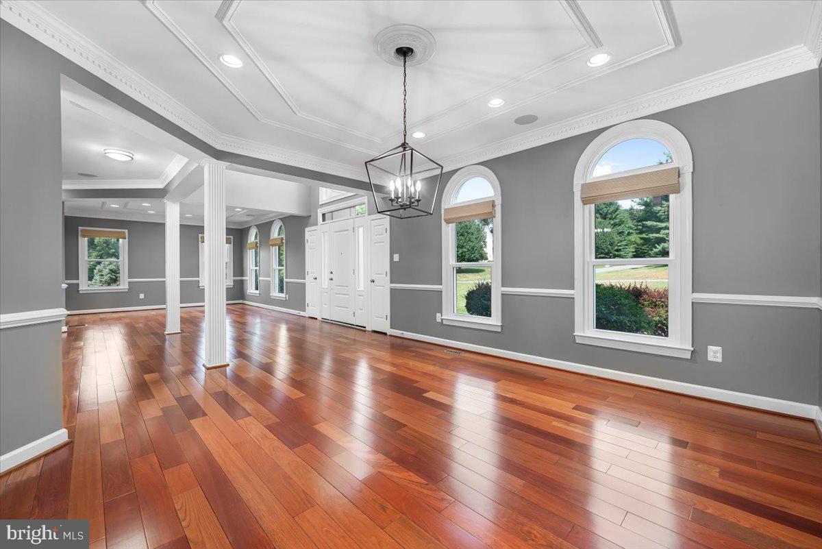 HIGHMEADOWS - Residential