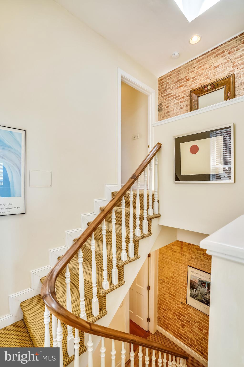 BUTCHER'S HILL - Residential