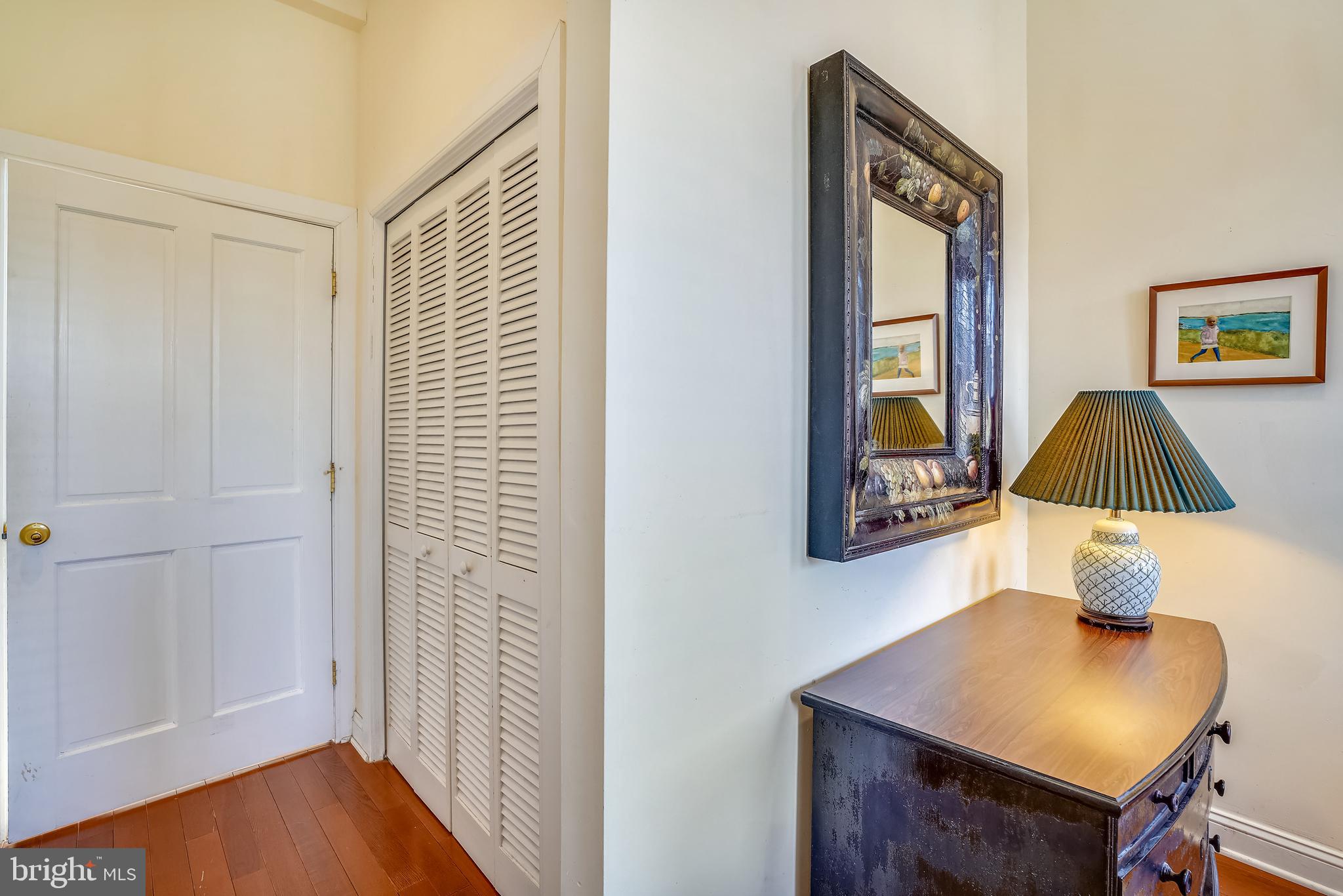 BUTCHER'S HILL - Residential