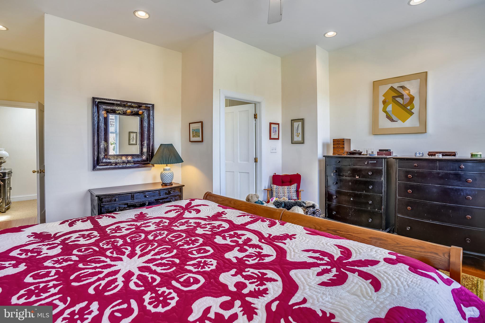 BUTCHER'S HILL - Residential