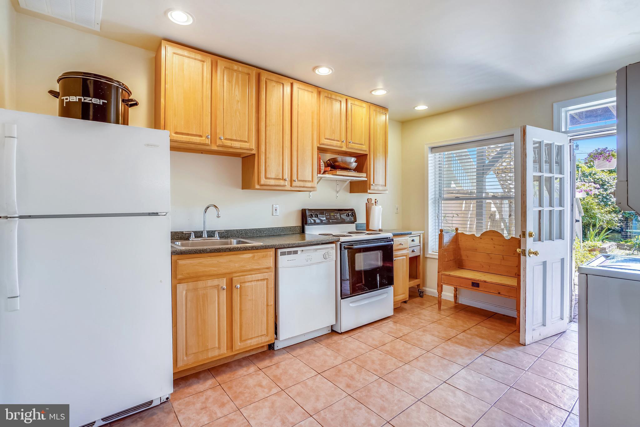 BUTCHER'S HILL - Residential