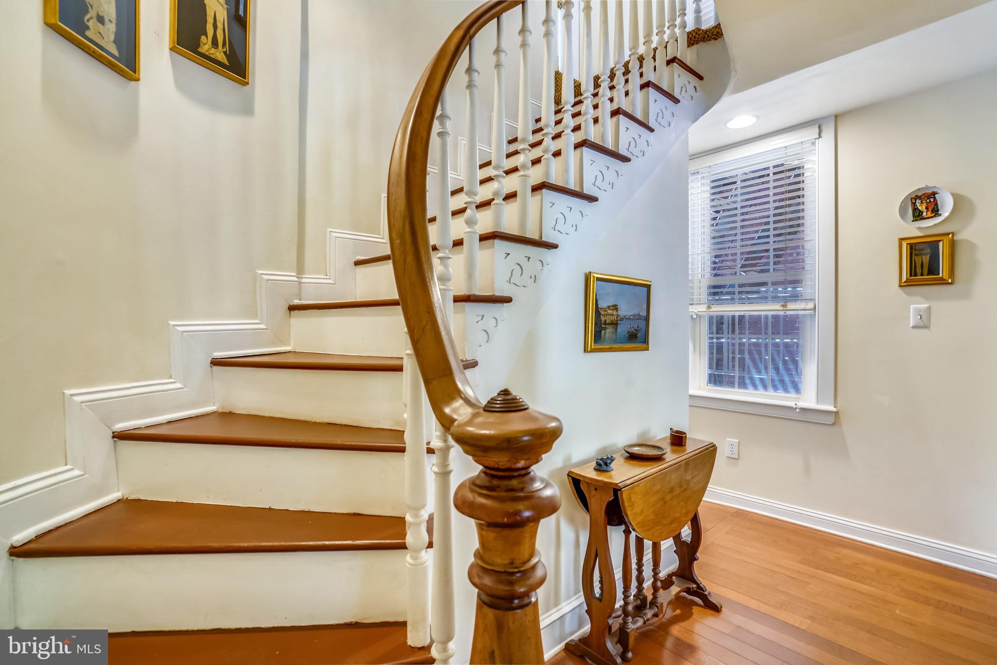 BUTCHER'S HILL - Residential