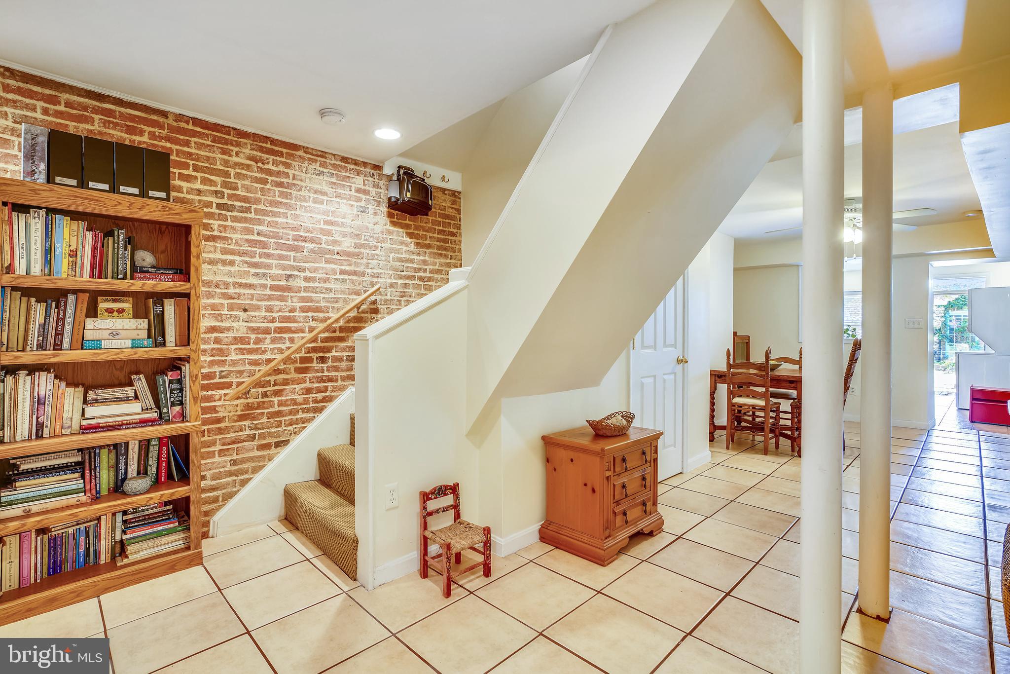 BUTCHER'S HILL - Residential