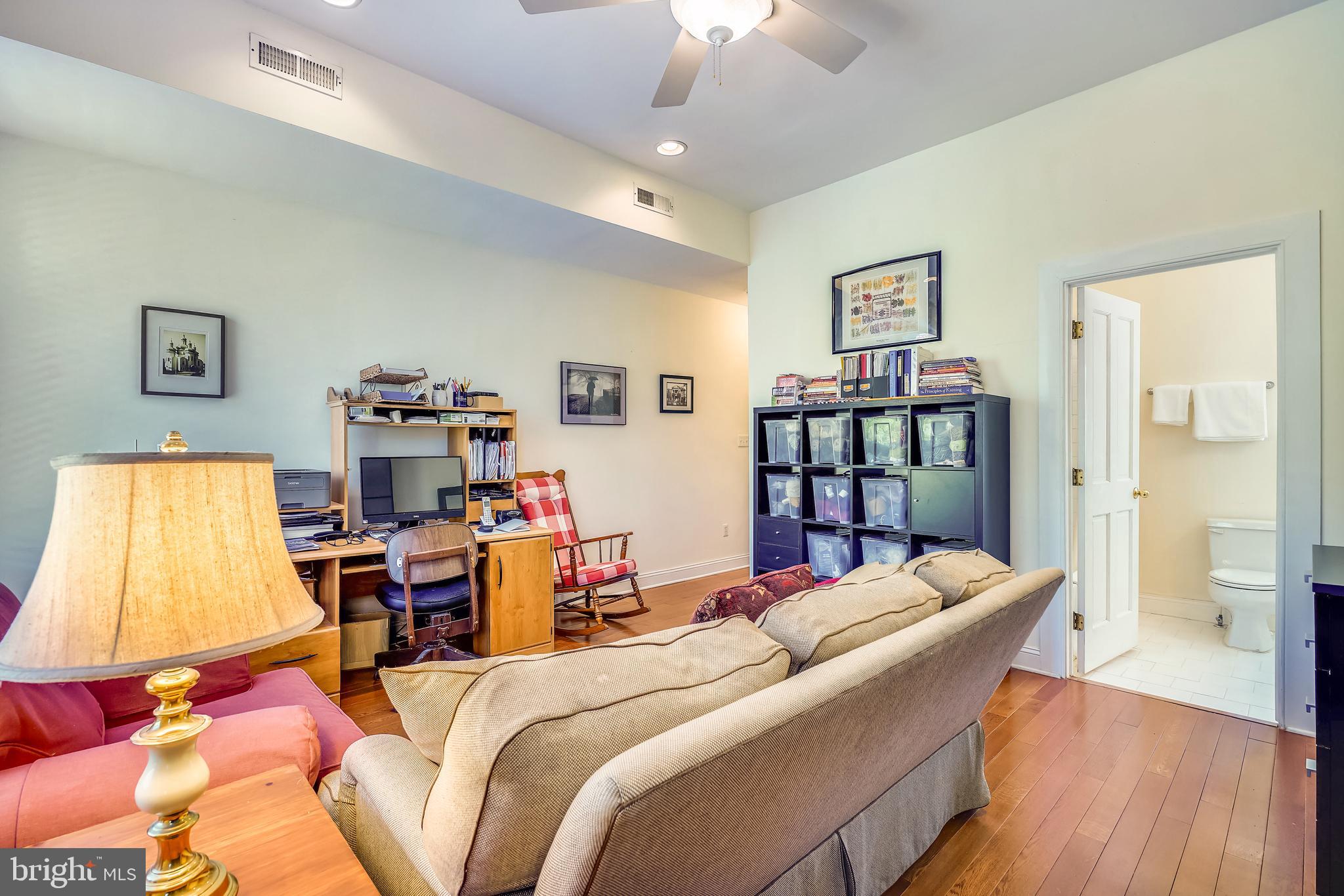 BUTCHER'S HILL - Residential