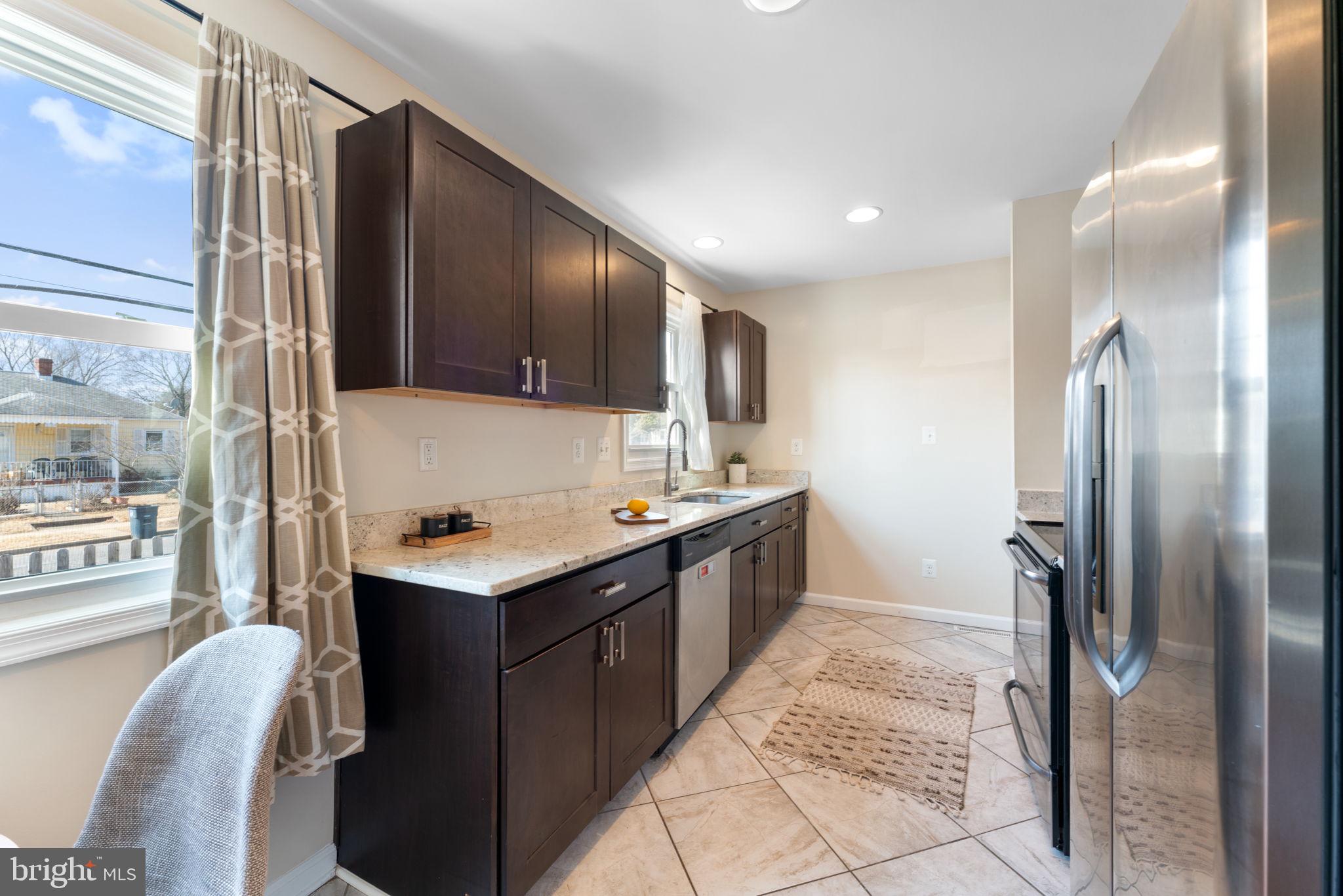 QUEENS CHAPEL MANOR - Residential