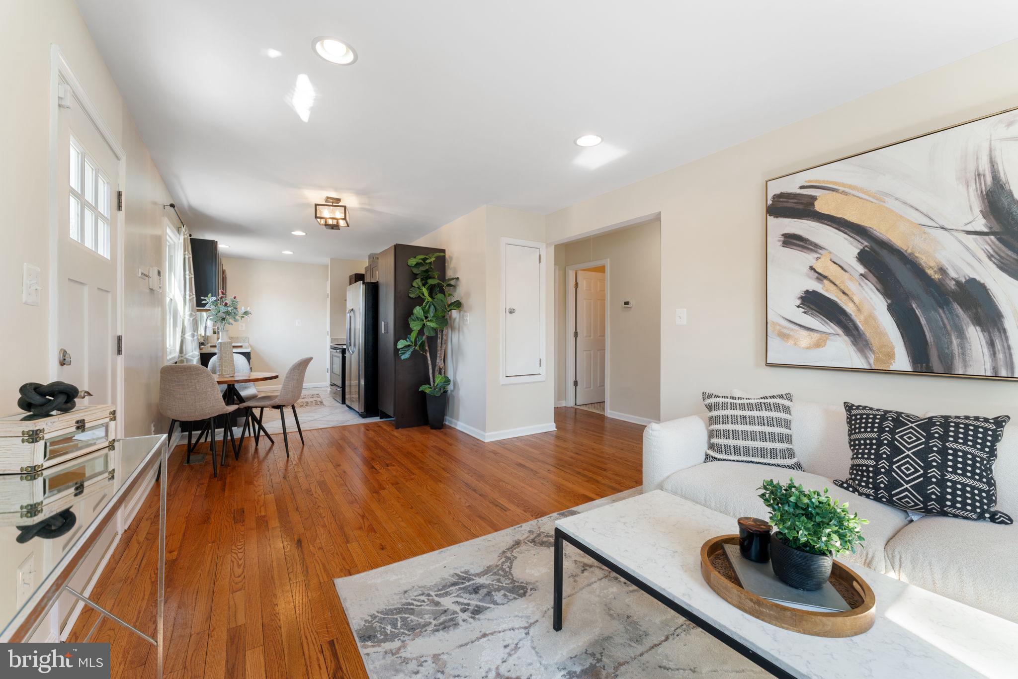 QUEENS CHAPEL MANOR - Residential