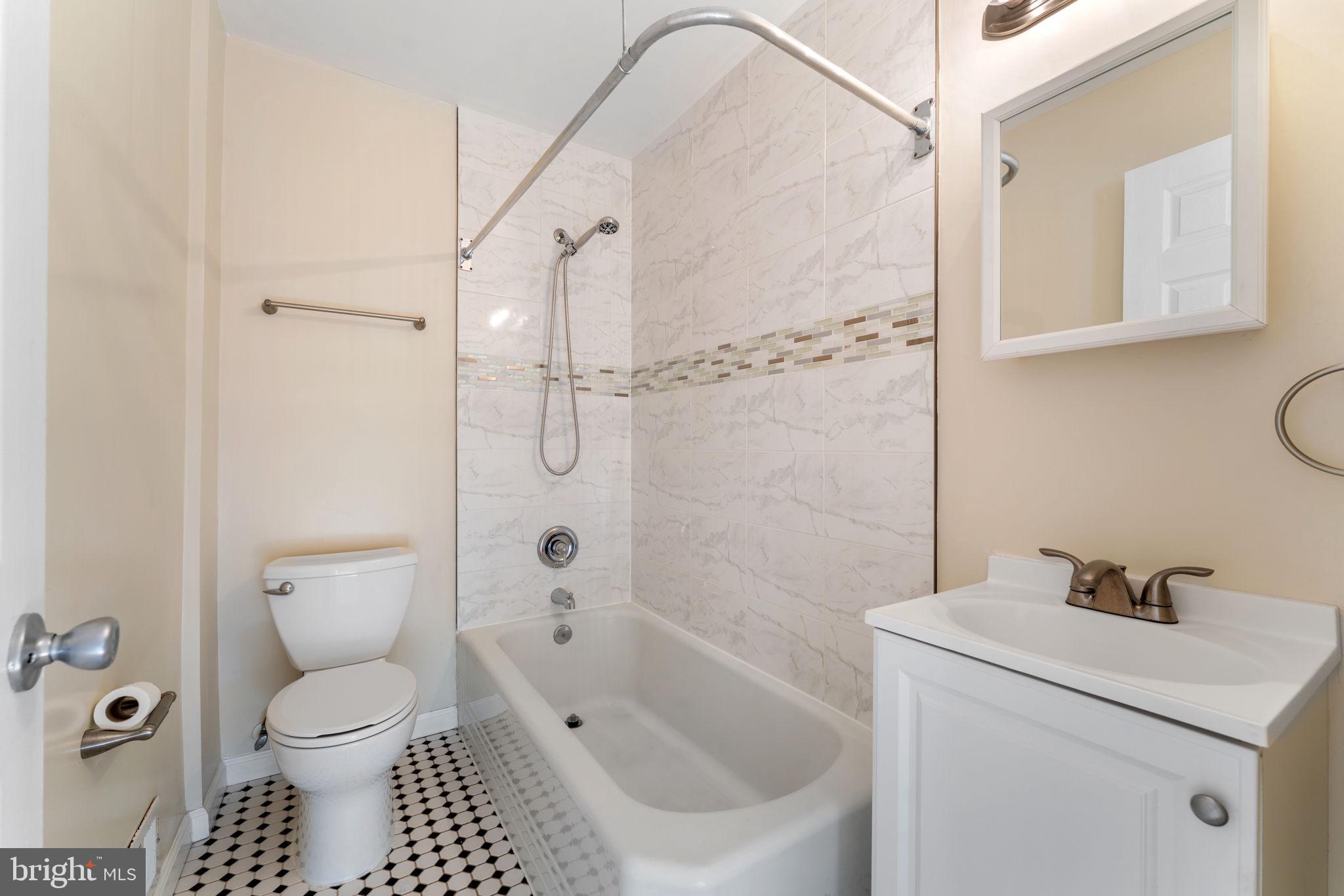 QUEENS CHAPEL MANOR - Residential