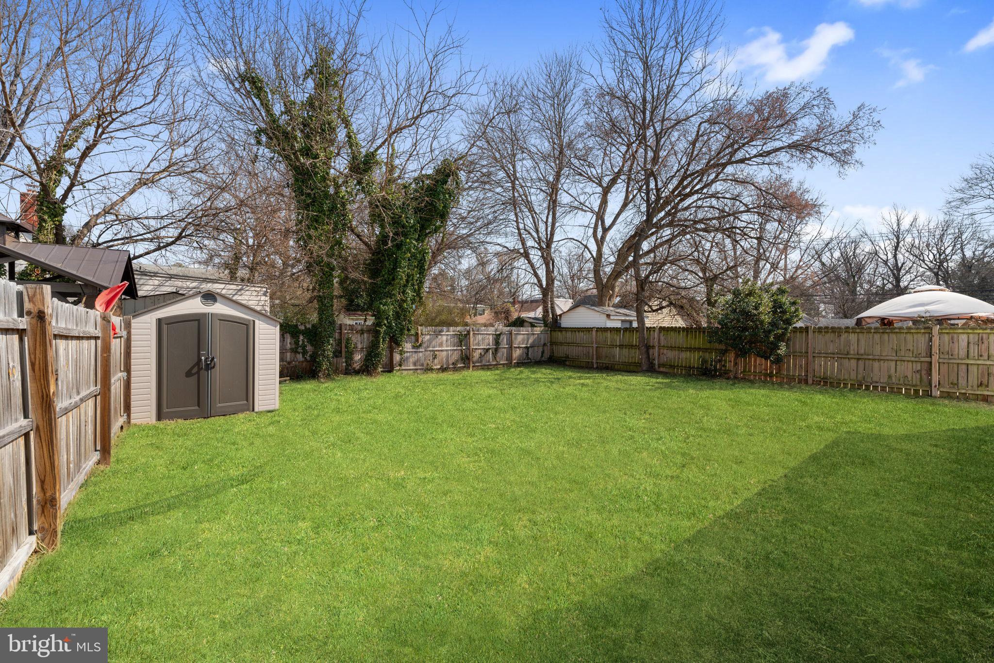 QUEENS CHAPEL MANOR - Residential