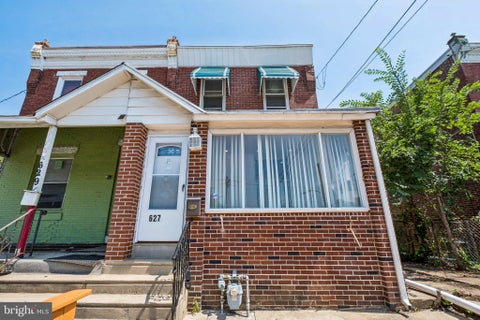 Townhouse For Sale - 627 Walnut Street<br/> DARBY, PA 19023