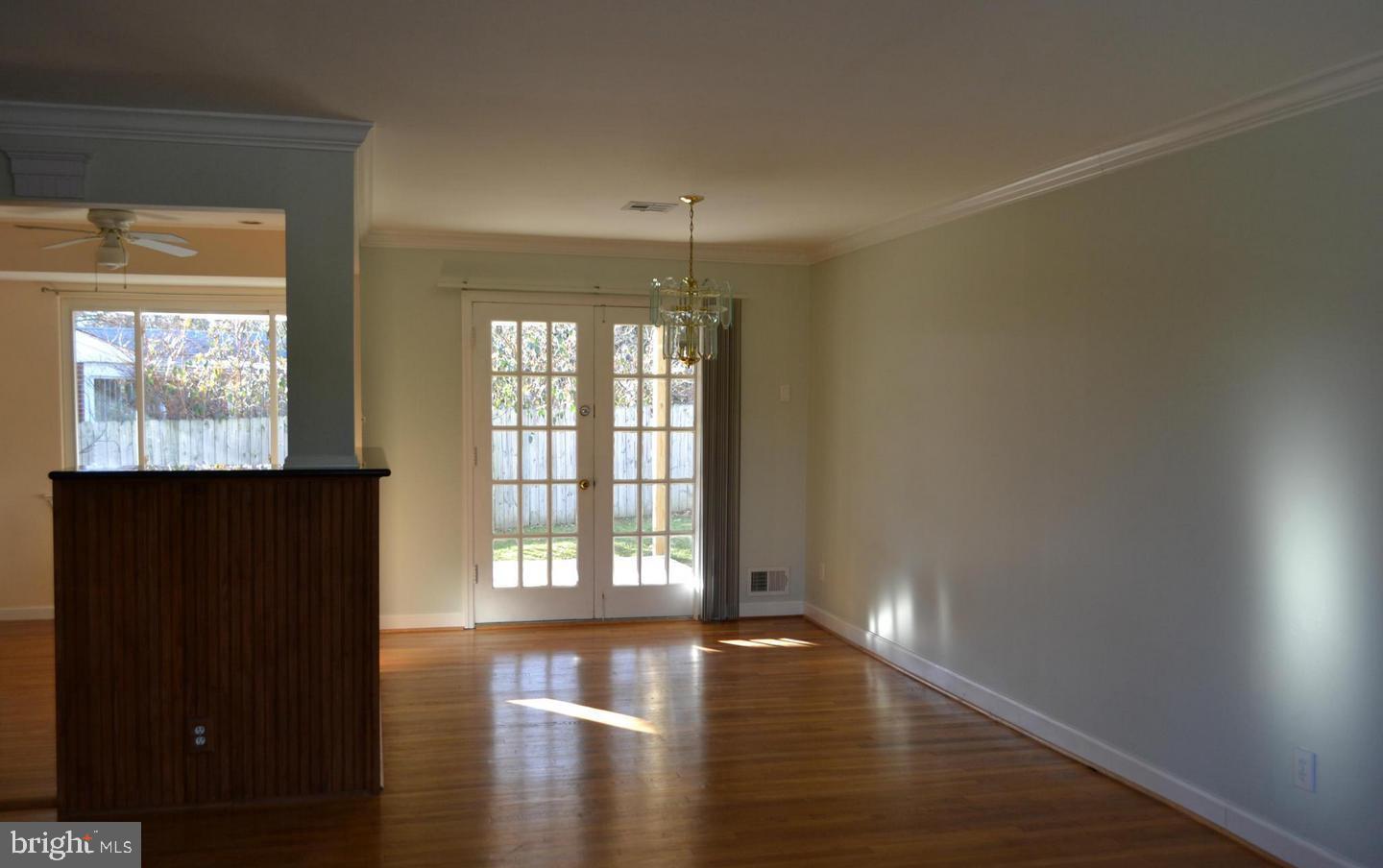 10406 CONOVER