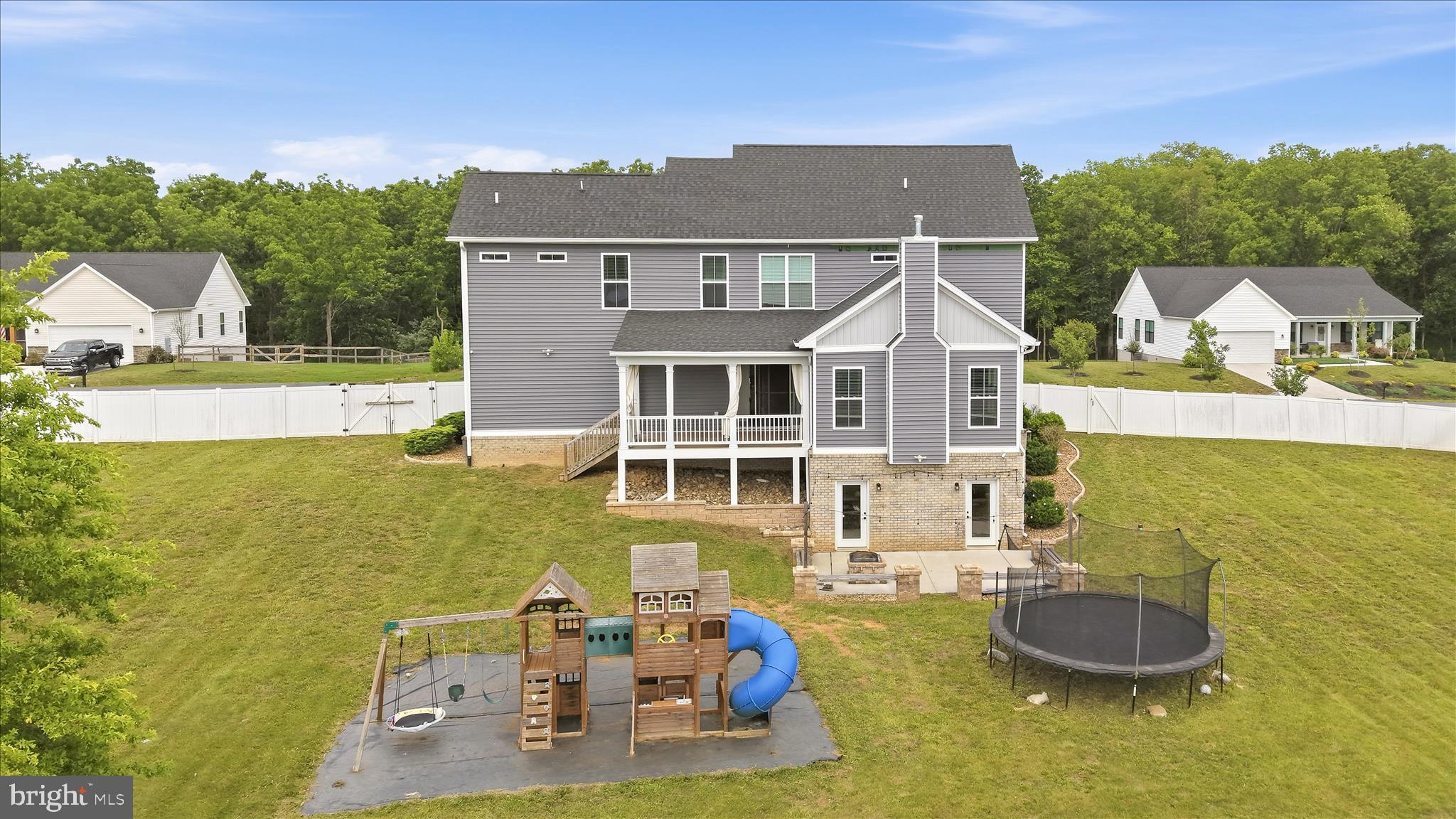347 MOON STONE DRIVE
