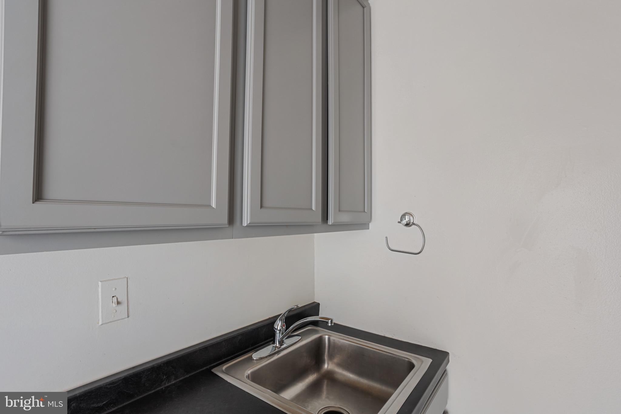 MOUNT VERNON PLACE HISTORIC DISTRICT - Residential Lease