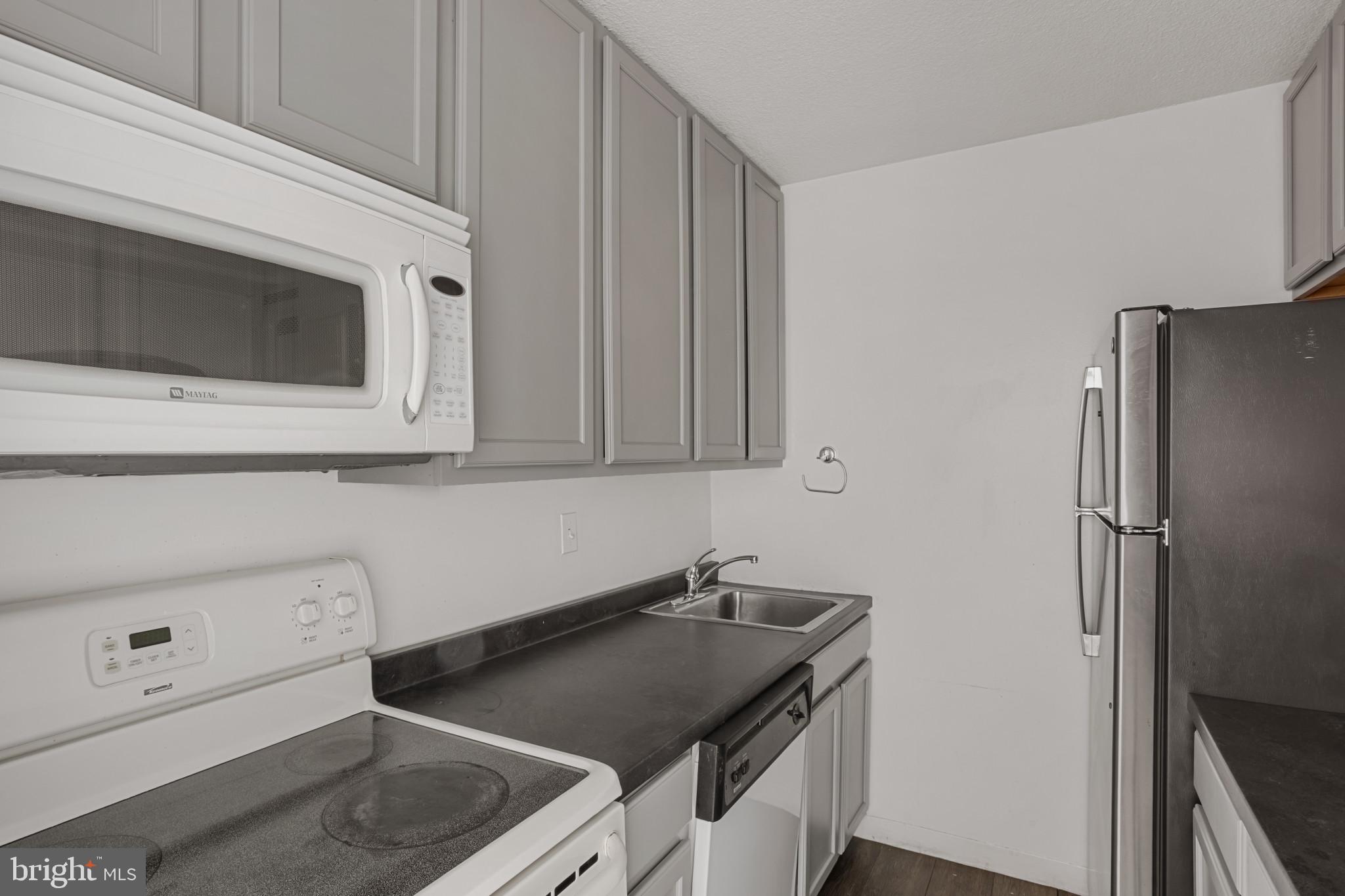 MOUNT VERNON PLACE HISTORIC DISTRICT - Residential Lease