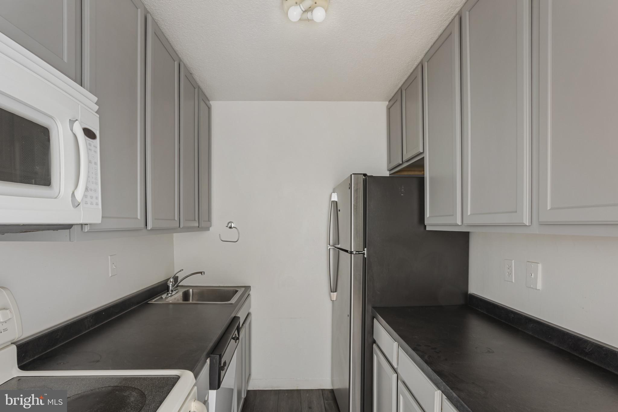 MOUNT VERNON PLACE HISTORIC DISTRICT - Residential Lease