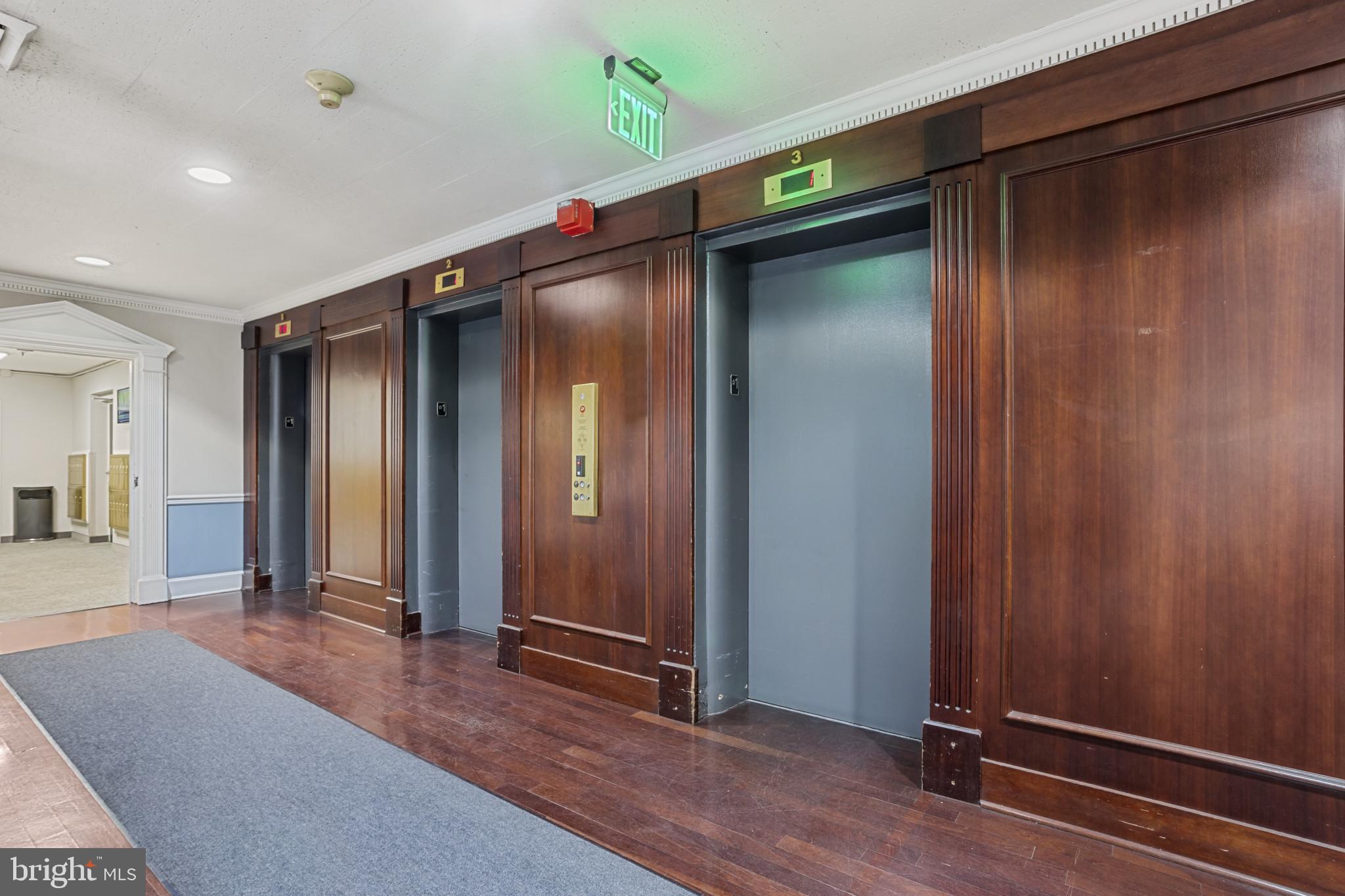 MOUNT VERNON PLACE HISTORIC DISTRICT - Residential Lease