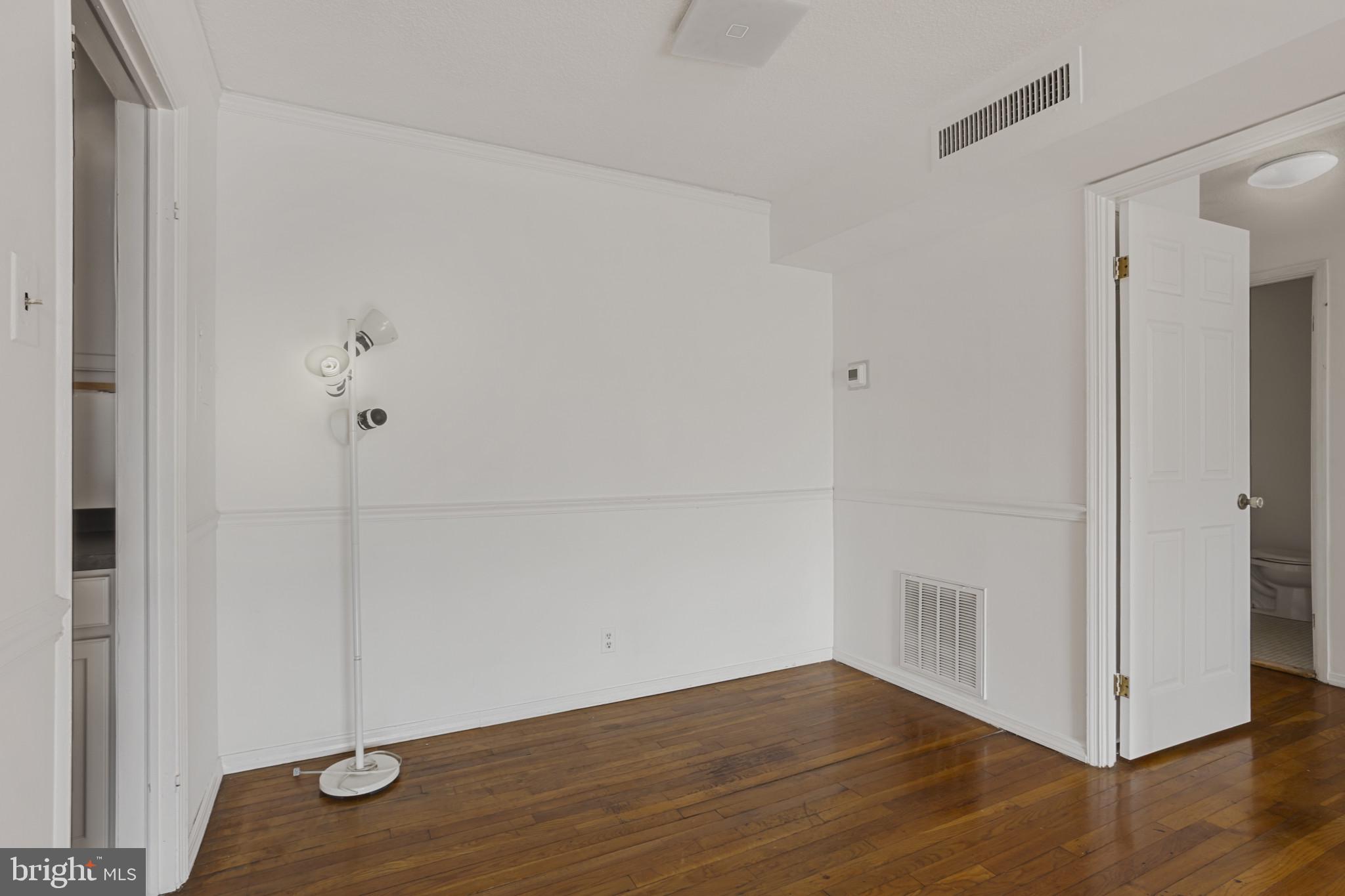 MOUNT VERNON PLACE HISTORIC DISTRICT - Residential Lease