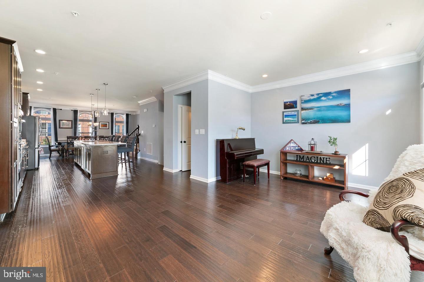 MOOREFIELD STATION - Residential Lease