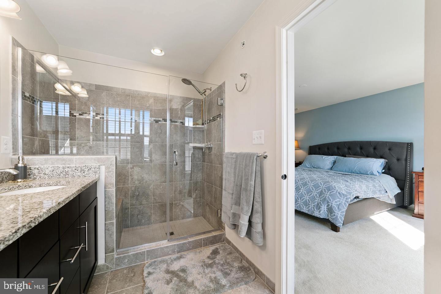 MOOREFIELD STATION - Residential Lease