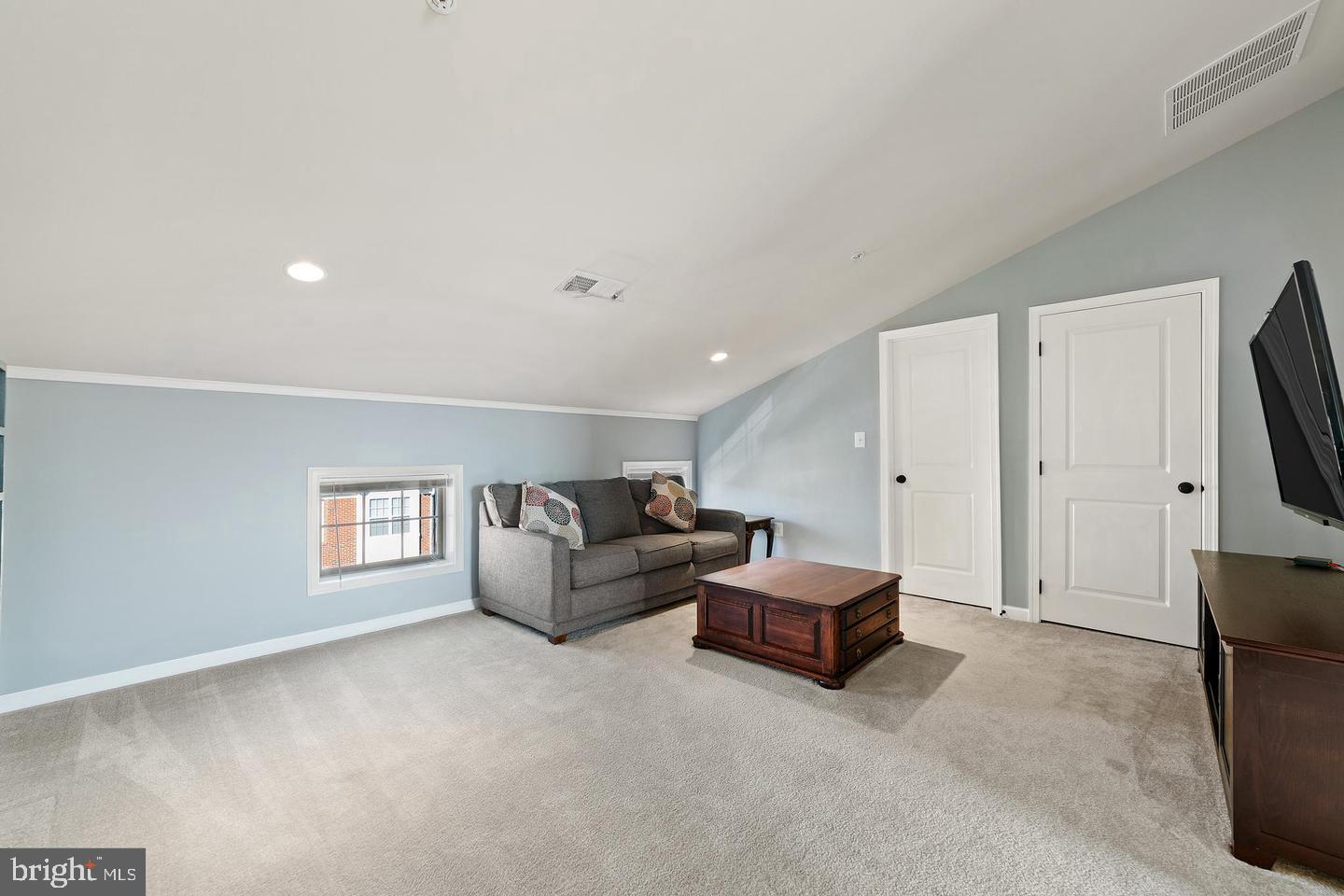 MOOREFIELD STATION - Residential Lease