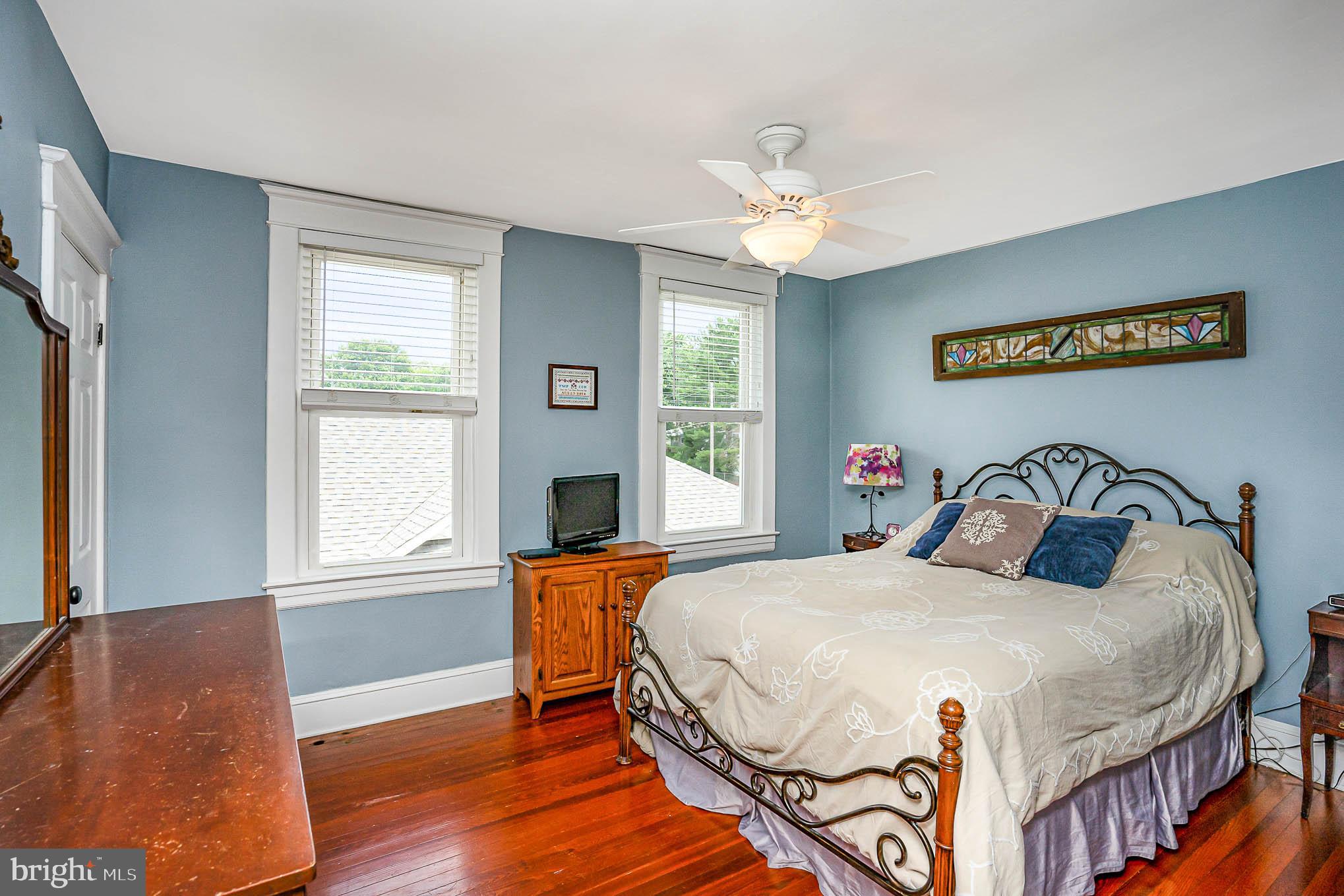 PARKVILLE - Residential