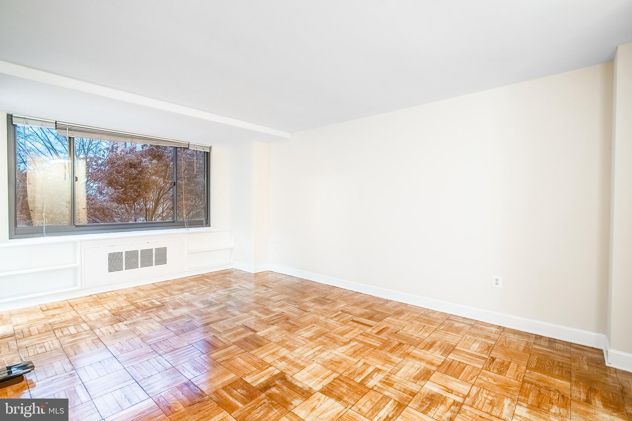 RIVER PLACE - Residential Lease