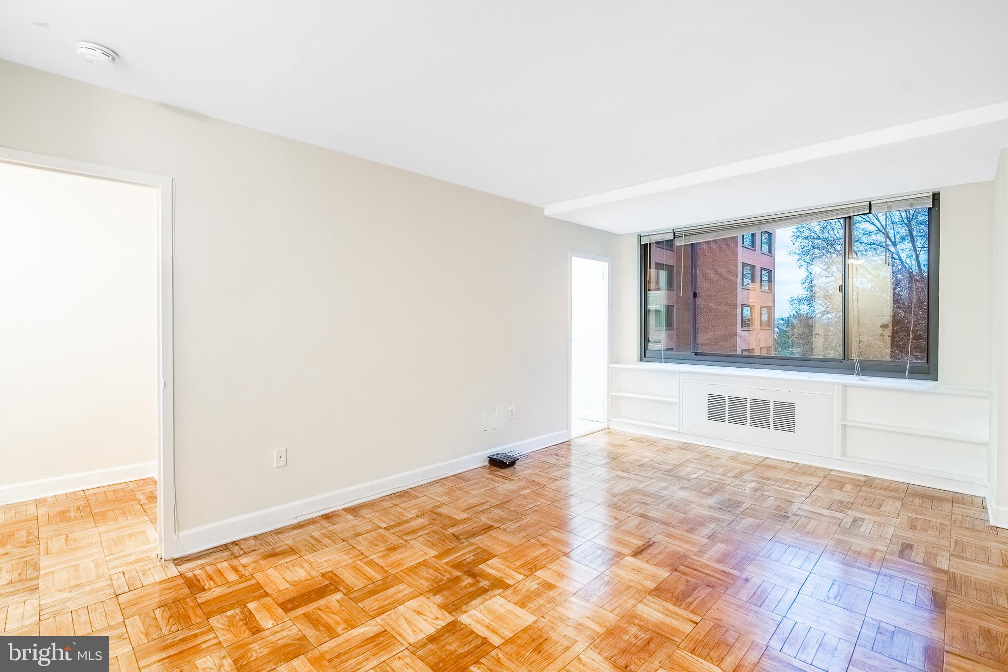 RIVER PLACE - Residential Lease