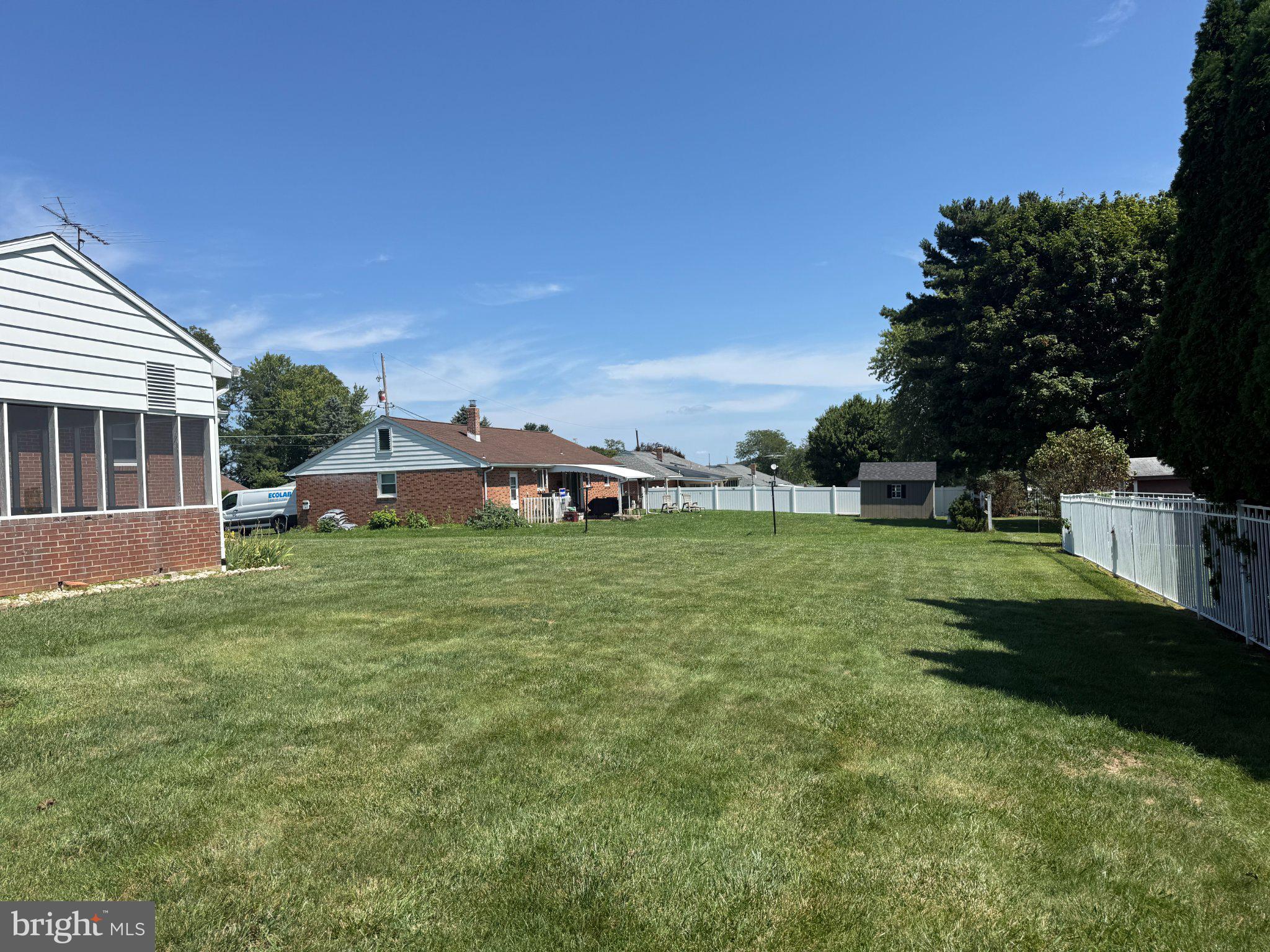 112 E CLEARVIEW DRIVE