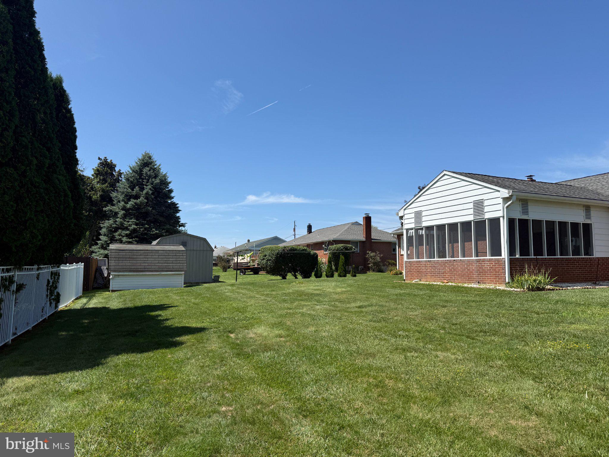 112 E CLEARVIEW DRIVE