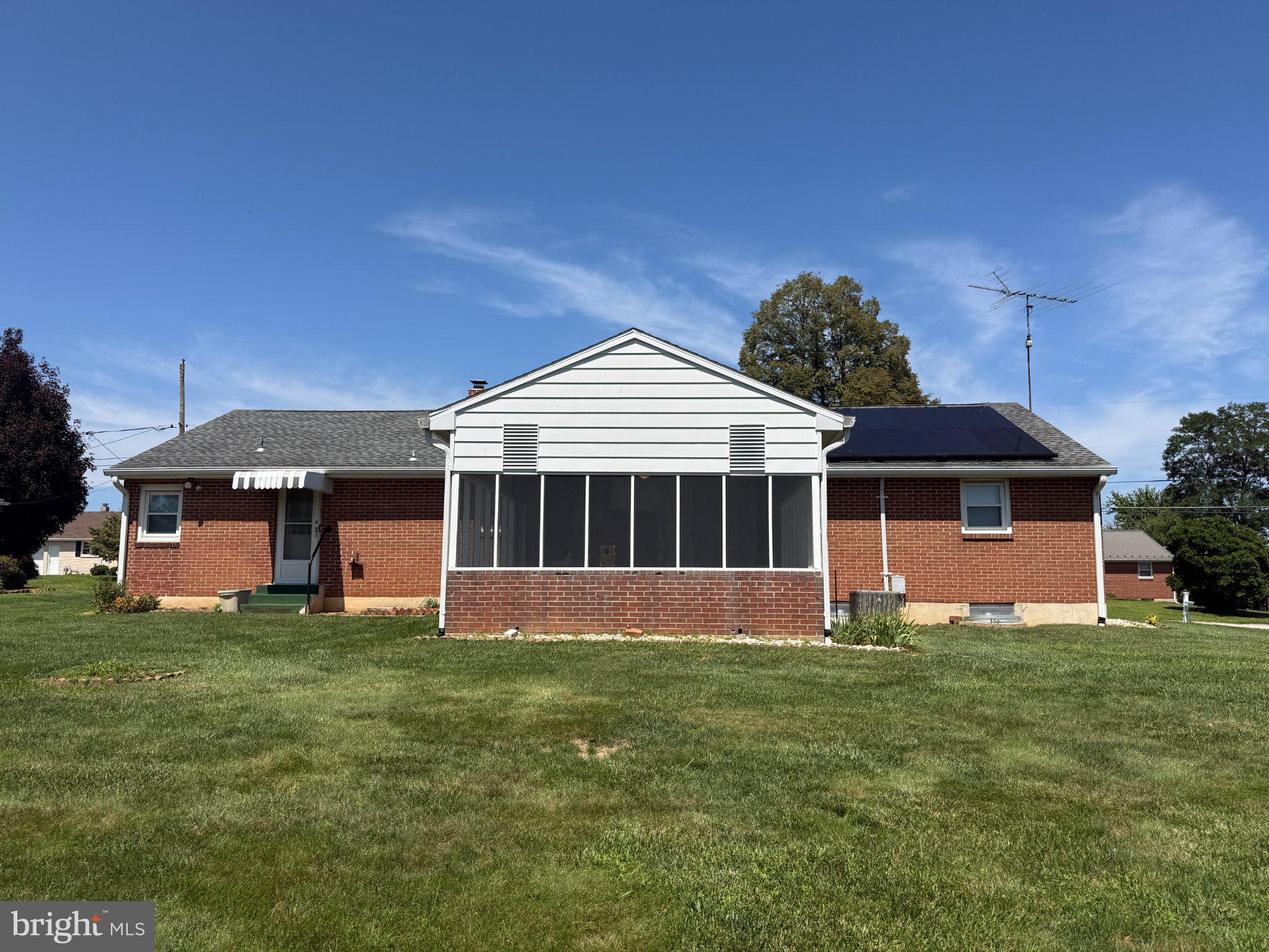 112 E CLEARVIEW DRIVE