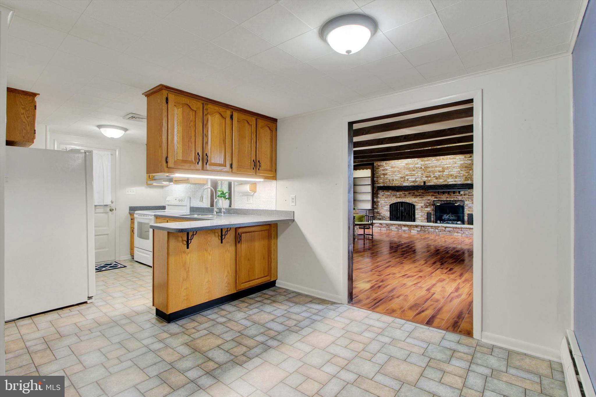 NONE, RURAL - Residential