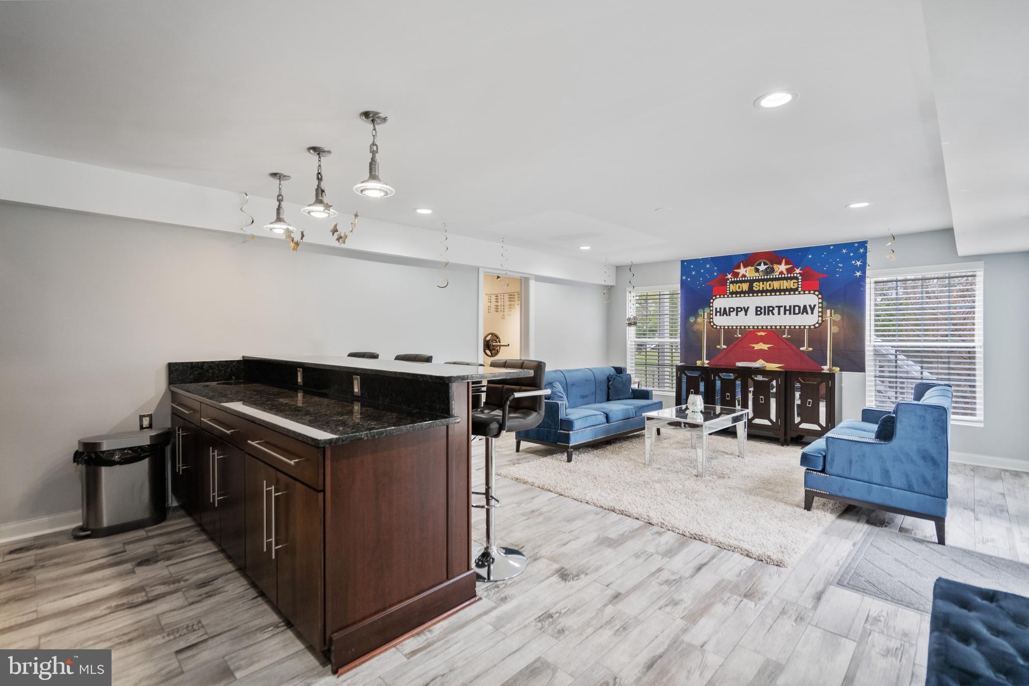 BROADLANDS SOUTH - Residential Lease