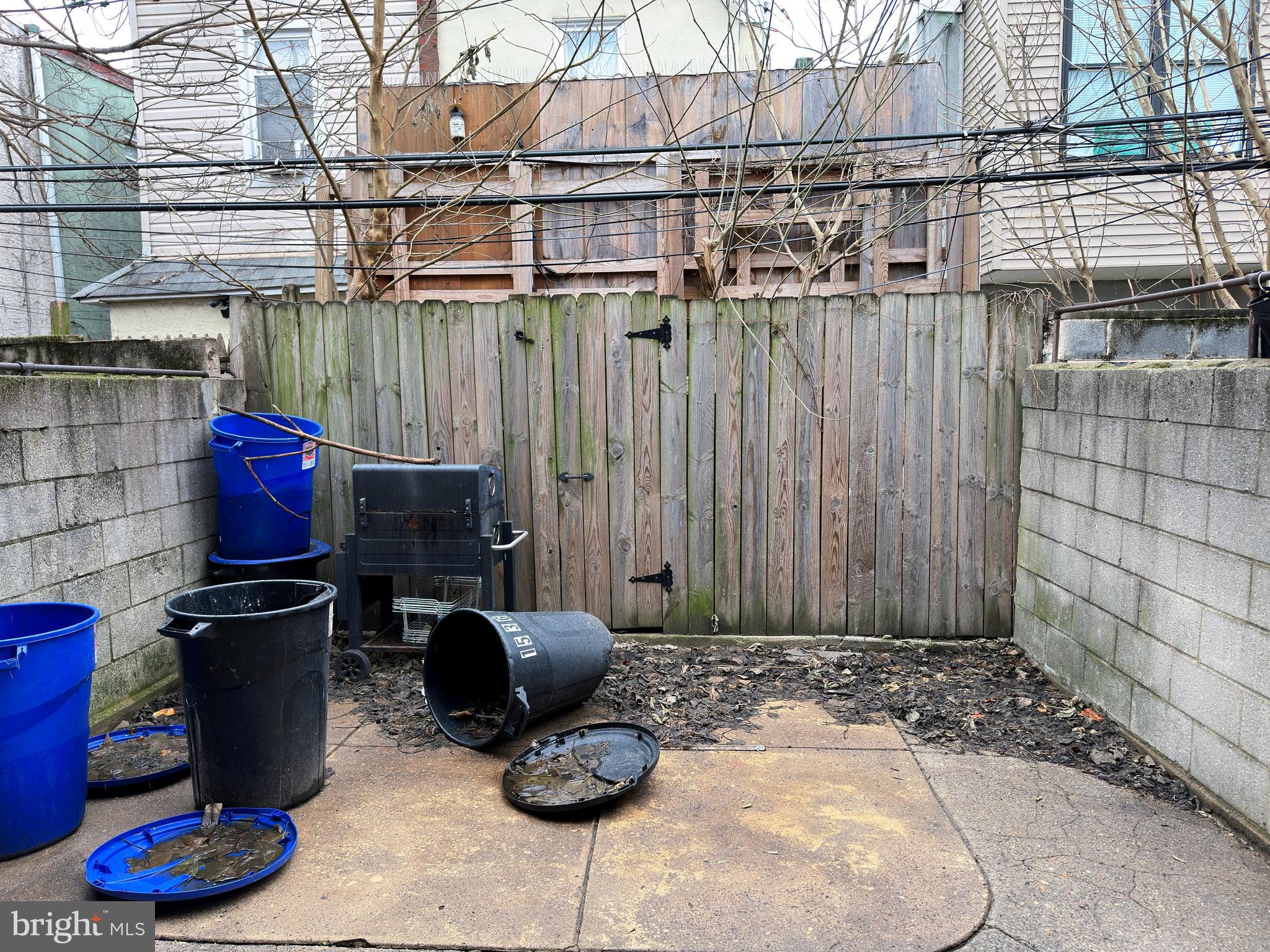 GRAYS FERRY - Residential Lease