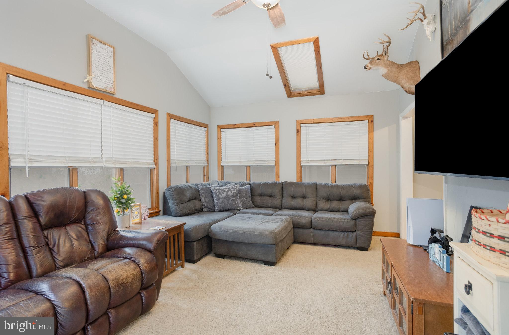 105 N WATERFORD AVENUE