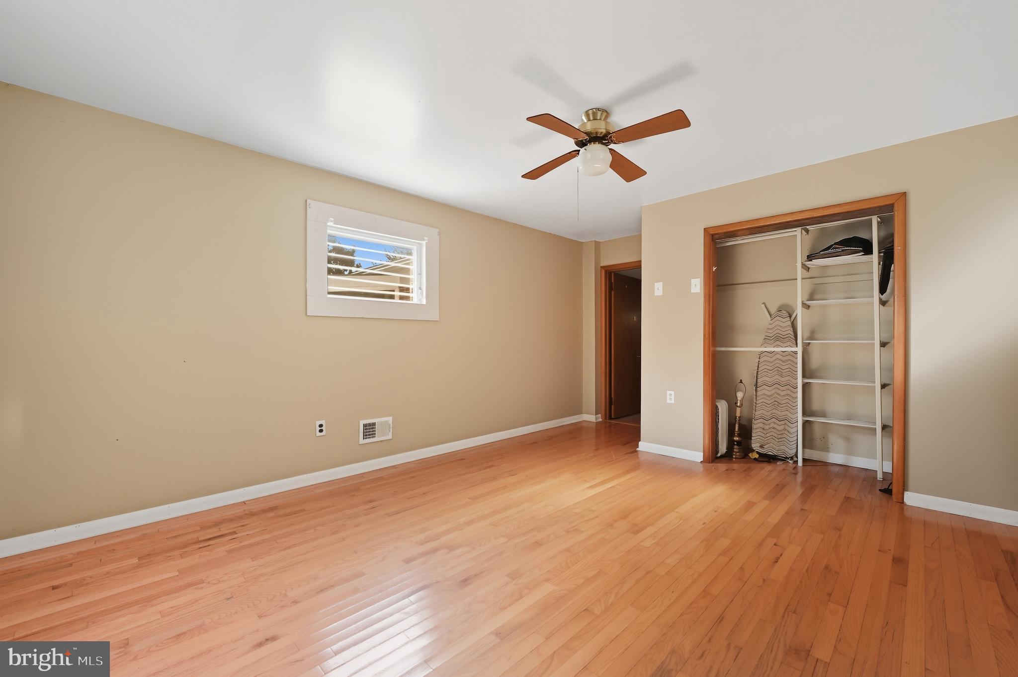 DENTON AREA - Residential