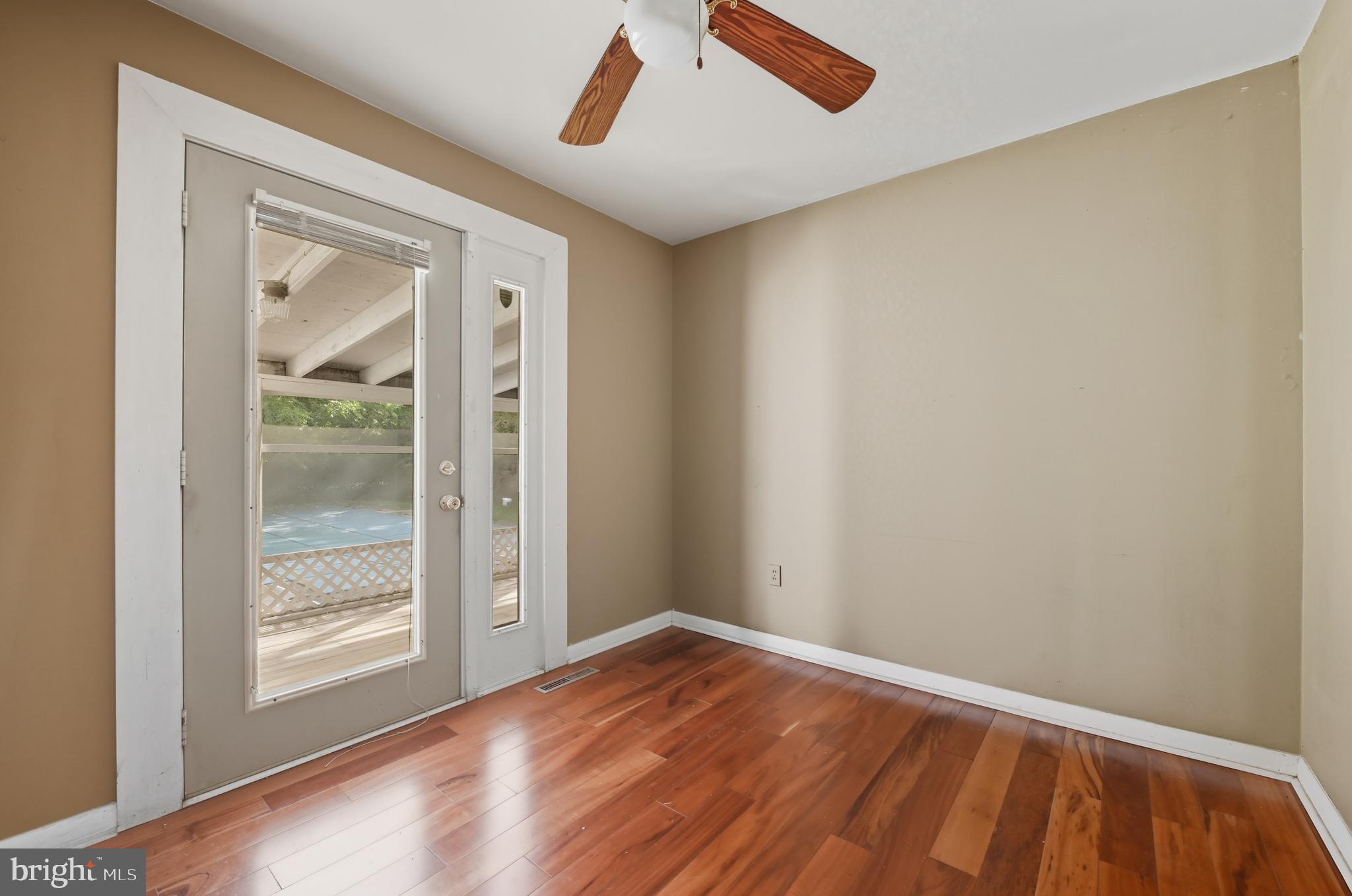 DENTON AREA - Residential