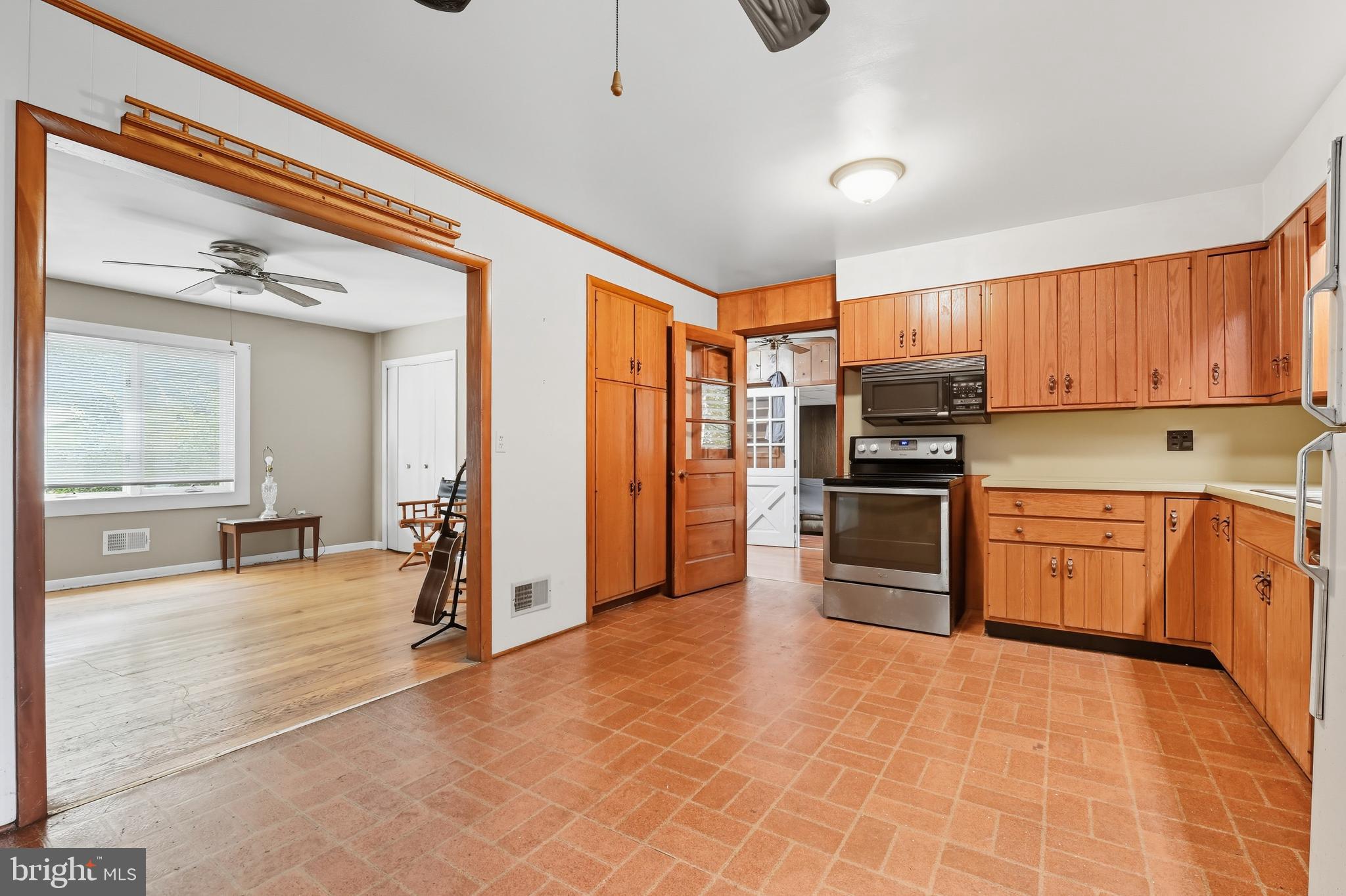 DENTON AREA - Residential