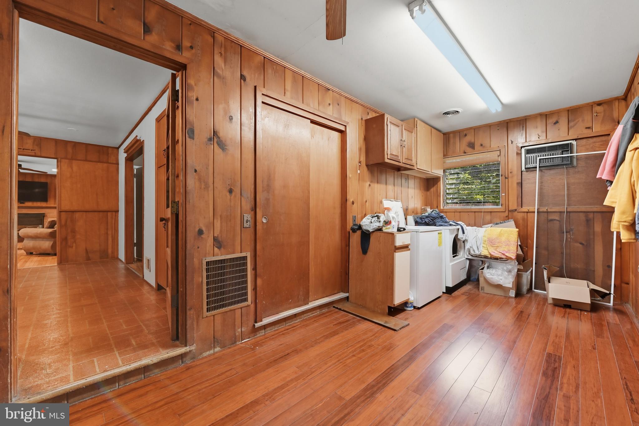 DENTON AREA - Residential