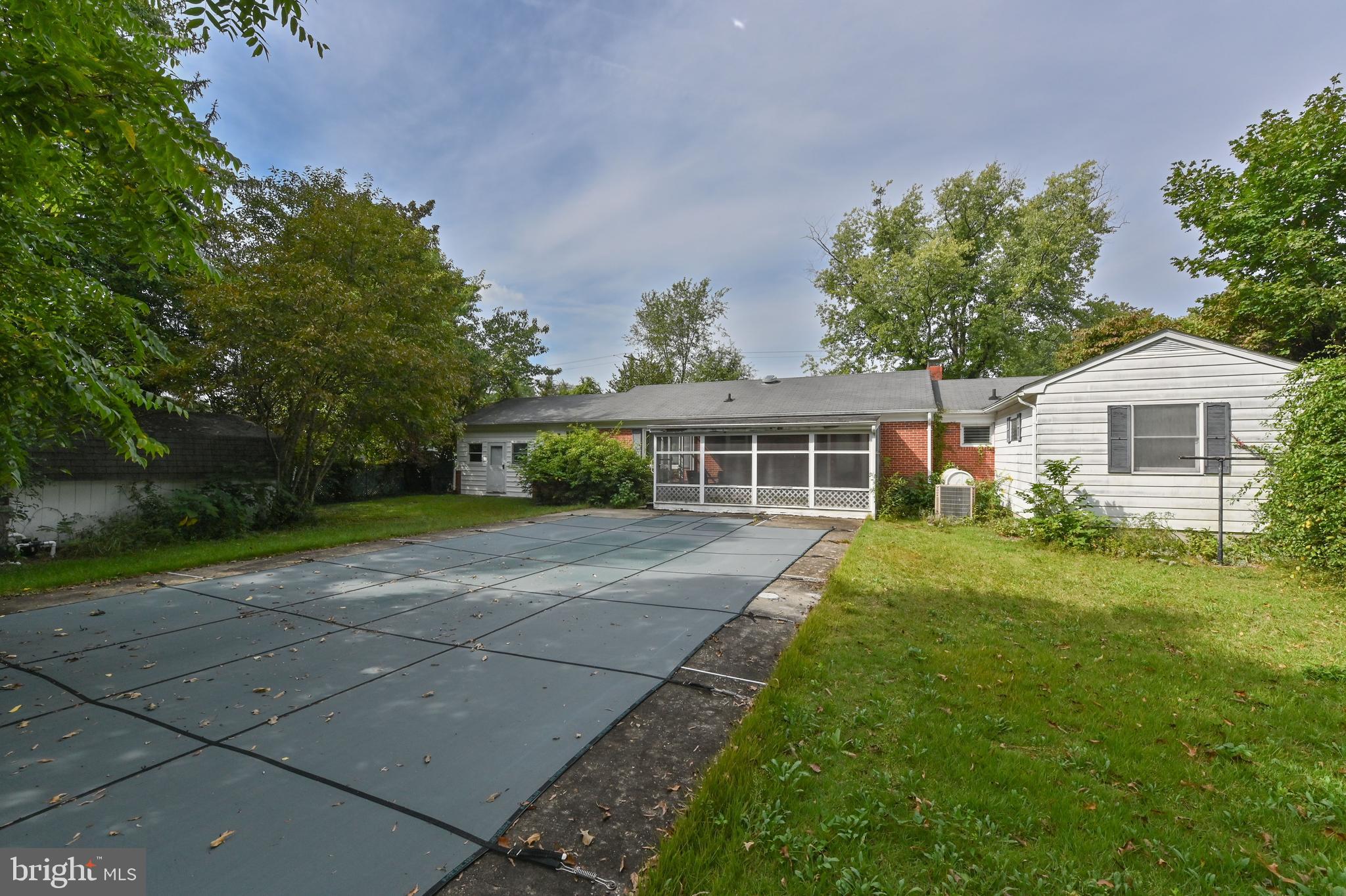 DENTON AREA - Residential