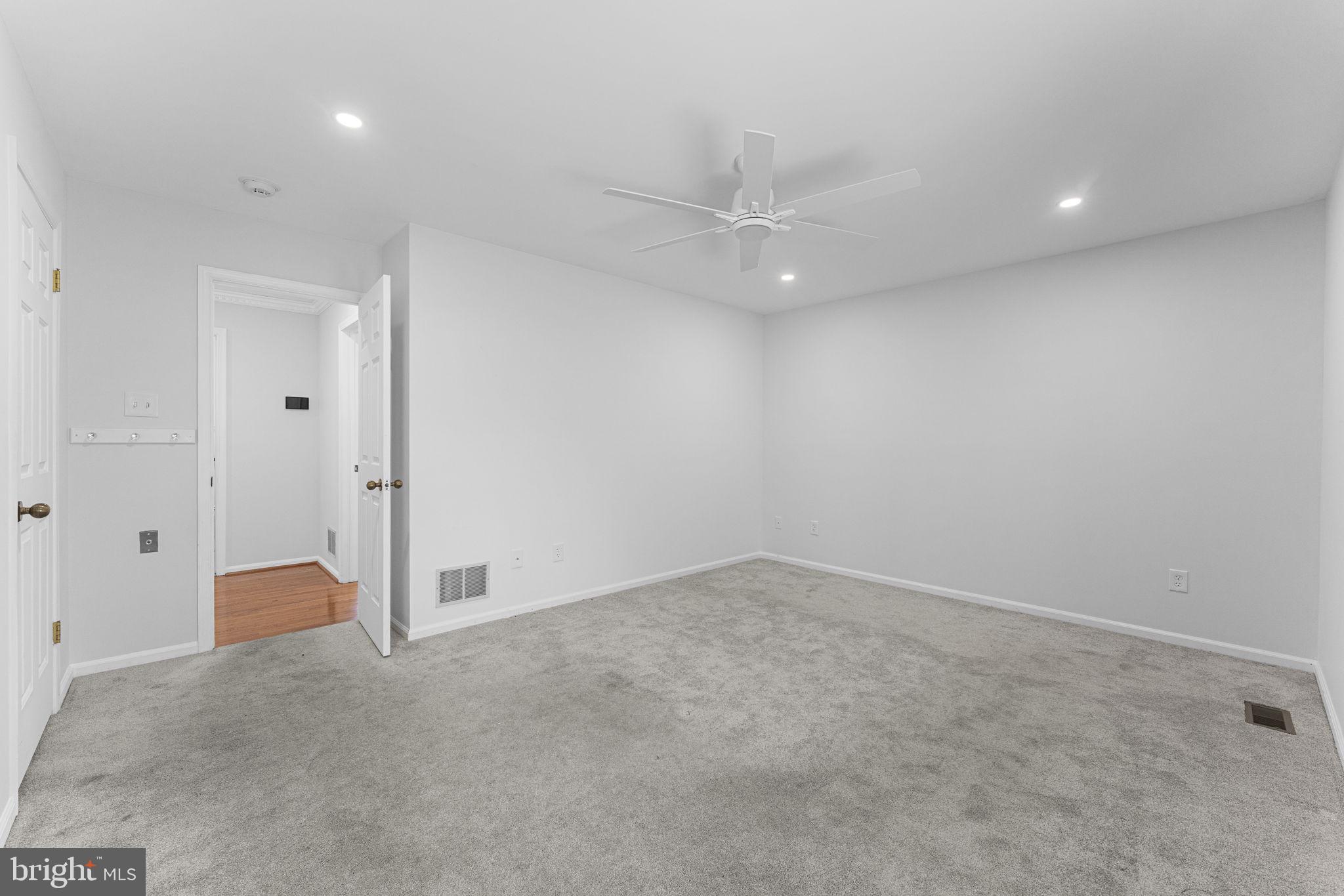 HERSHEYS MILL - Residential