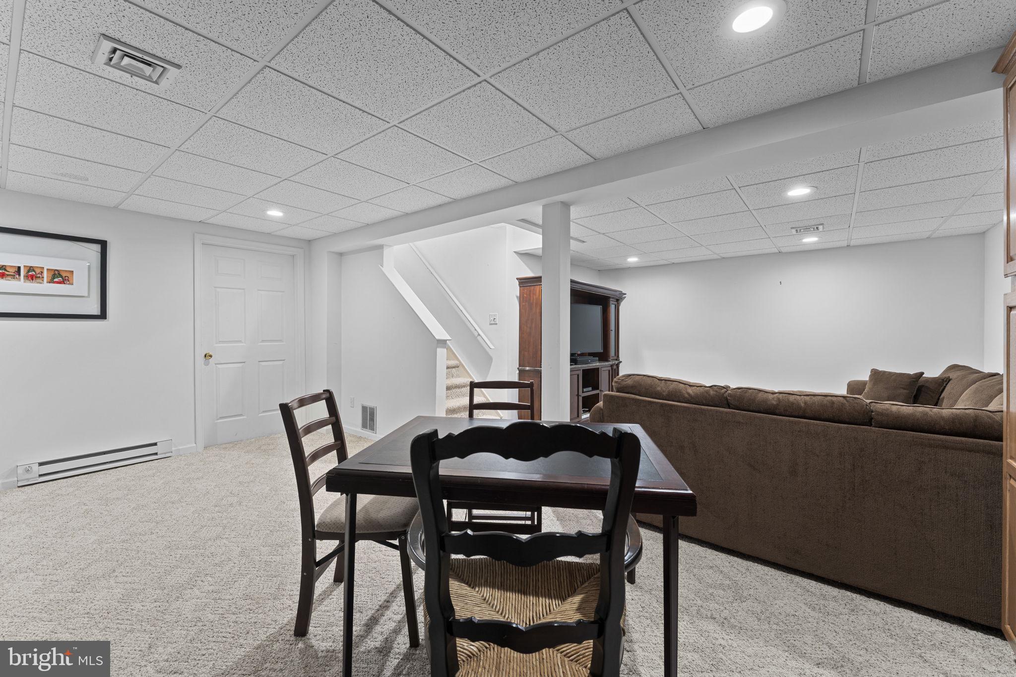 HERSHEYS MILL - Residential