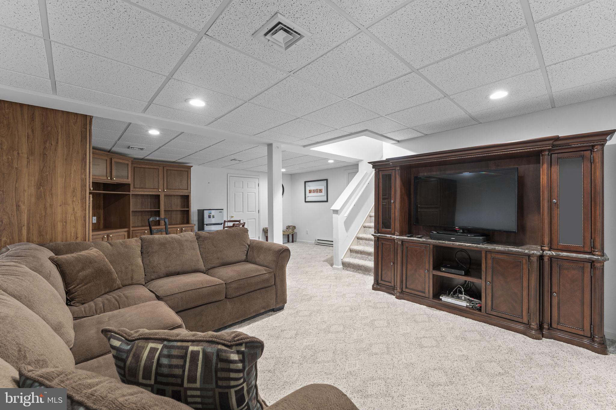 HERSHEYS MILL - Residential