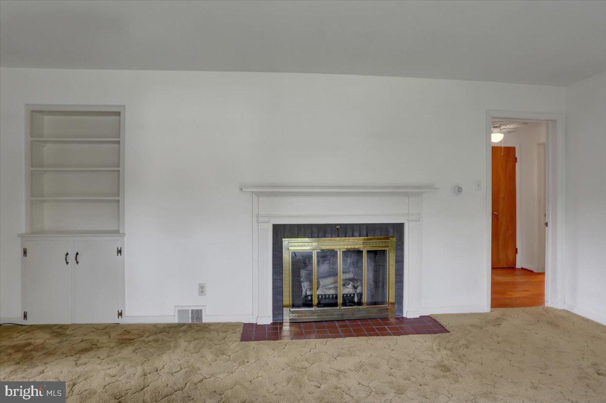 FOUNTAIN HEAD - Residential