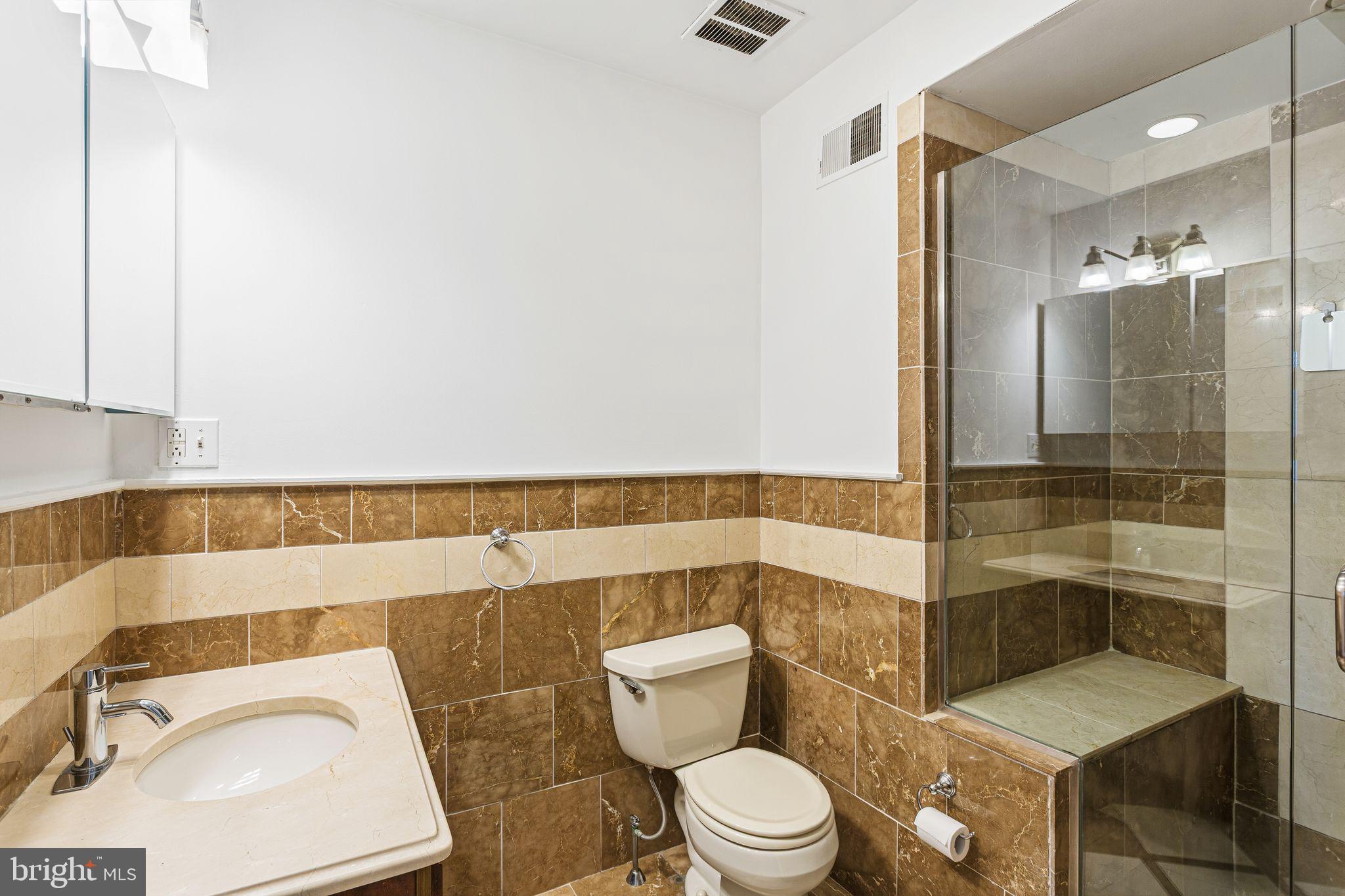 WASHINGTON SQ WEST - Residential