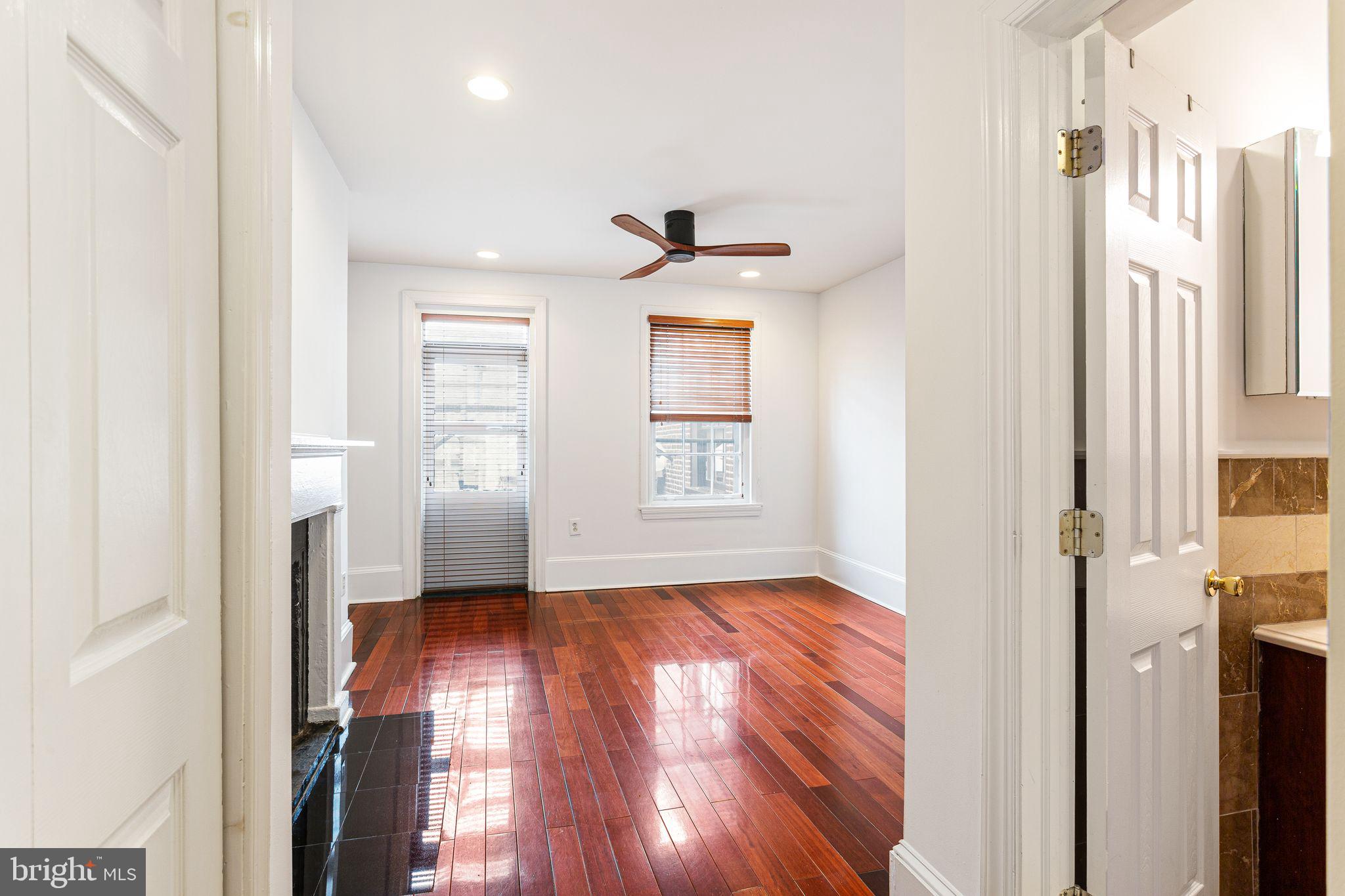 WASHINGTON SQ WEST - Residential