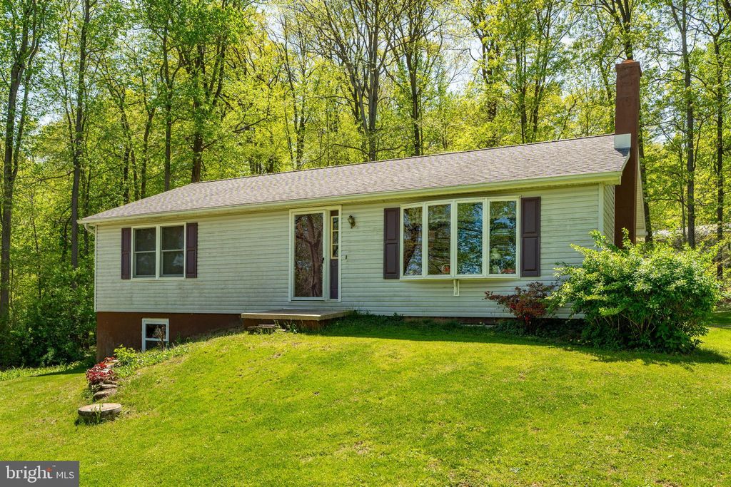 Photo of 6 Camelia Lane, HOLTWOOD, PA 17532 (MLS # PALA2071358)