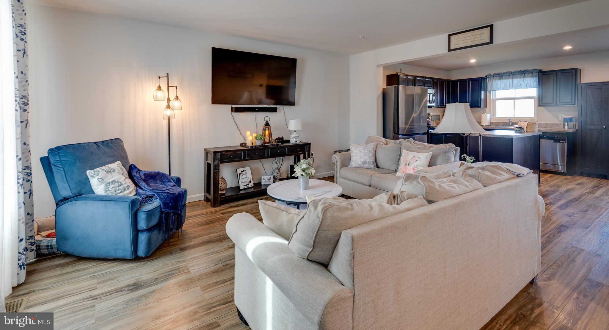 WILLOWGATE AT PAT PK W - Residential